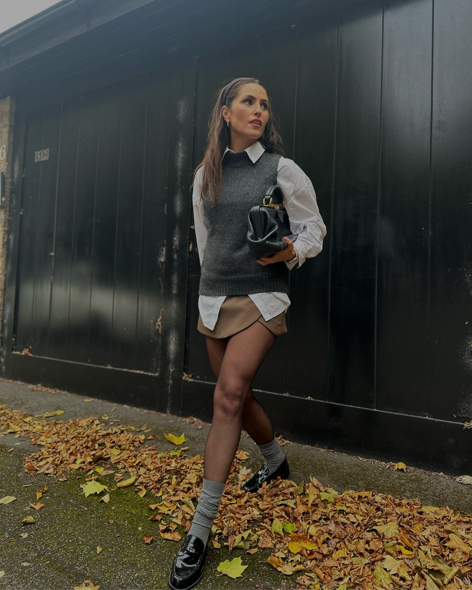 Rihoas skort - discount code ‘Zielin20’


Black loafers, brown skirt, brown shorts, grey socks, knee high socks, sheer tights, black tights, grey vest, knitted vest, workwear, fall outfit, fall clothes, autumn boots, autumn shoes, handbag, white shirt

#LTKSeasonal #LTKworkwear #LTKeurope