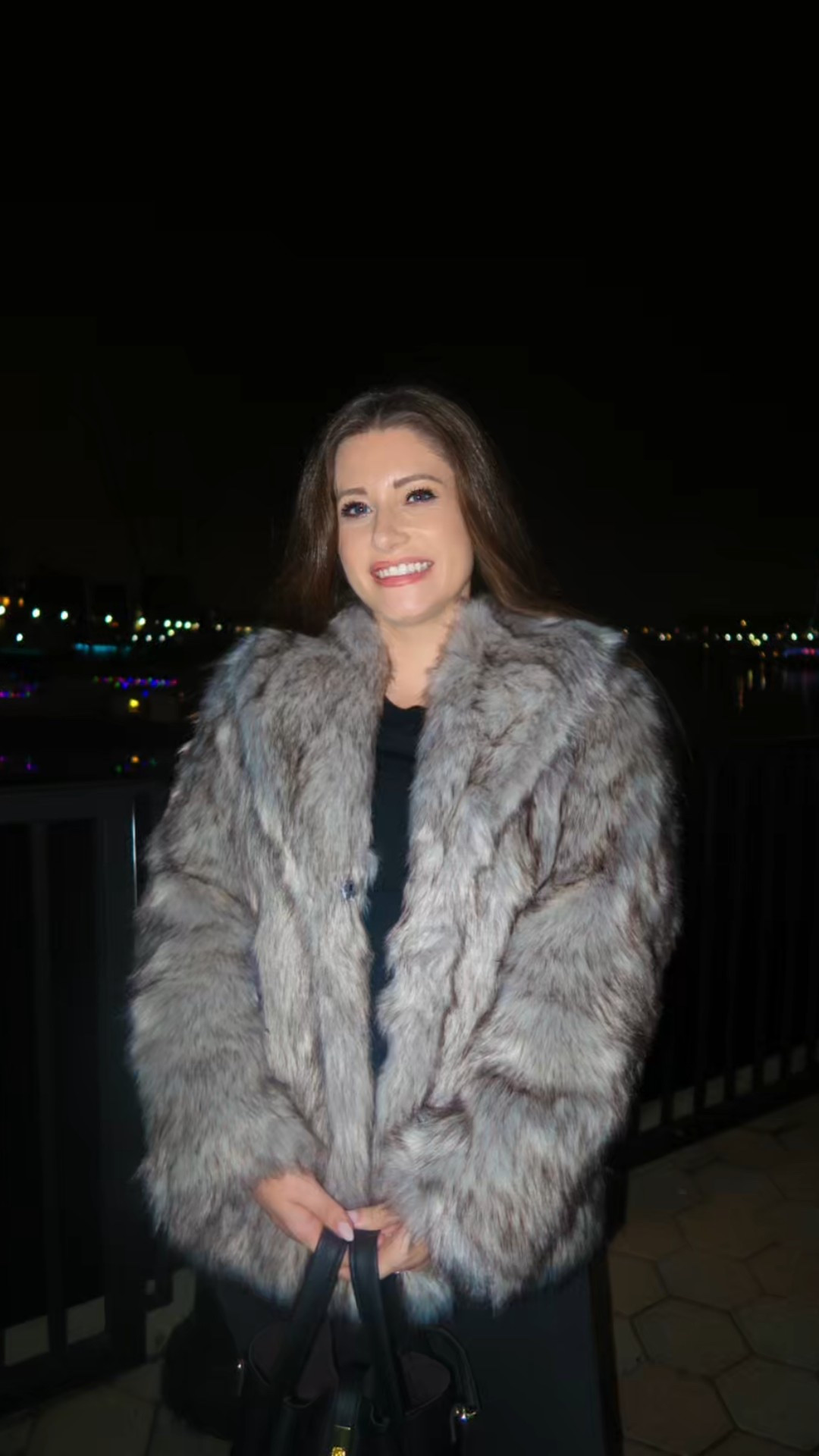 Abercrombie Black Friday | 20-25% off | Faux Fur Coat | Winter Date Night Look 🖤

#LTKPetite #LTKSaleAlert #LTKgrwm