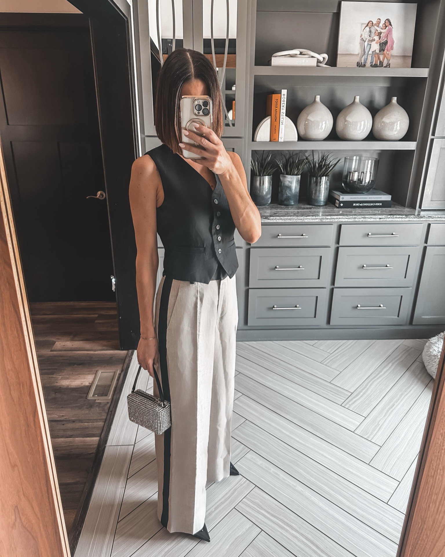 Vest, linen pants

#LTKOver40 #LTKStyleTip #LTKItBag