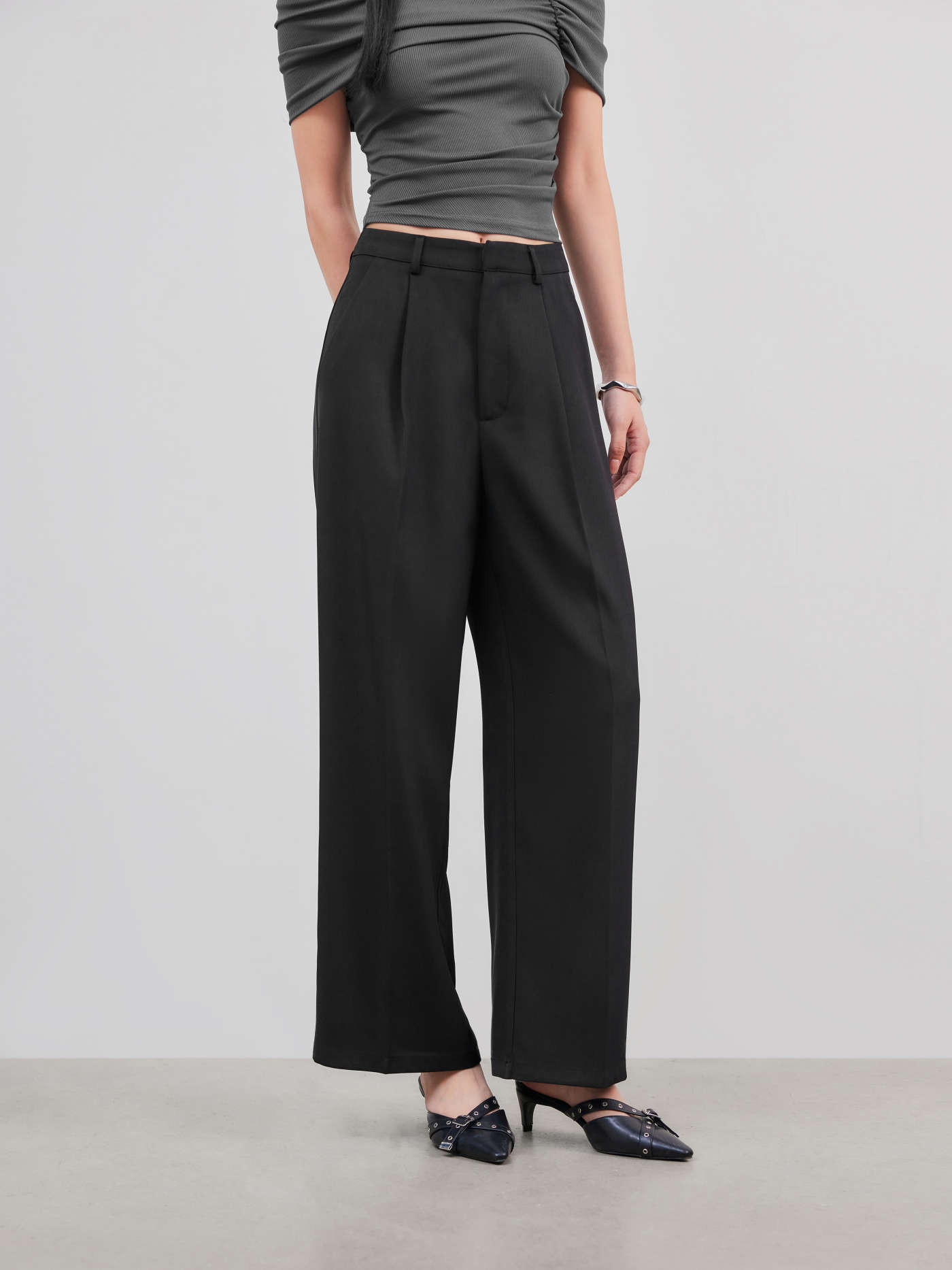 Woven Petite Mid Rise Pleated Straight Leg Pants For Exhibition Coffee Shop Work | Cider