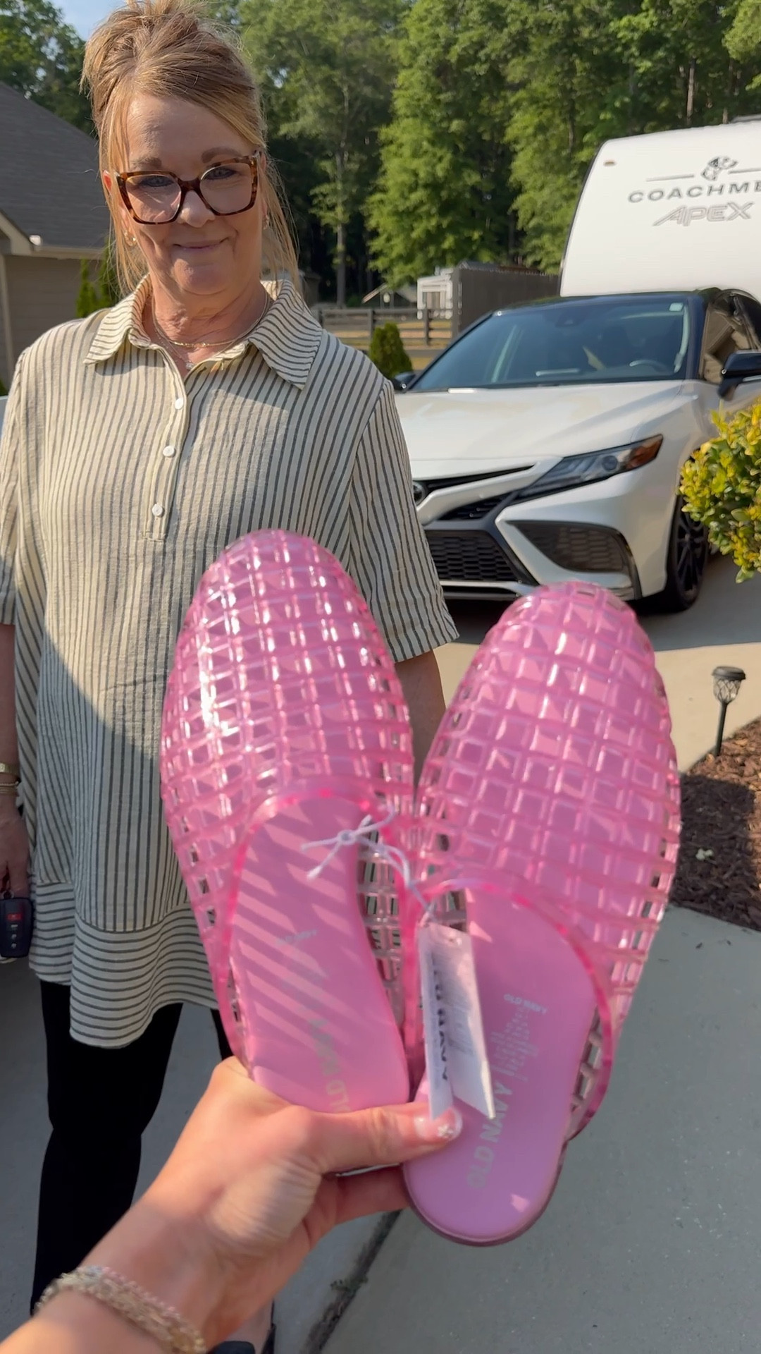 More jellies 🤩 The pink is SO cute!!! 

#LTKstorytime #LTKSeasonal #LTKU