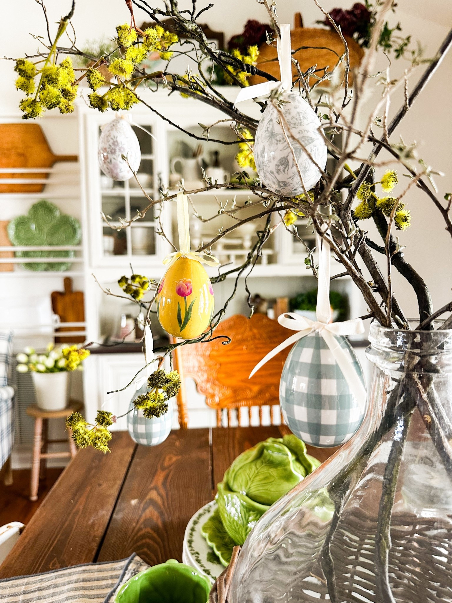 Easter tablescape 

#LTKFestival #LTKHome #LTKSeasonal