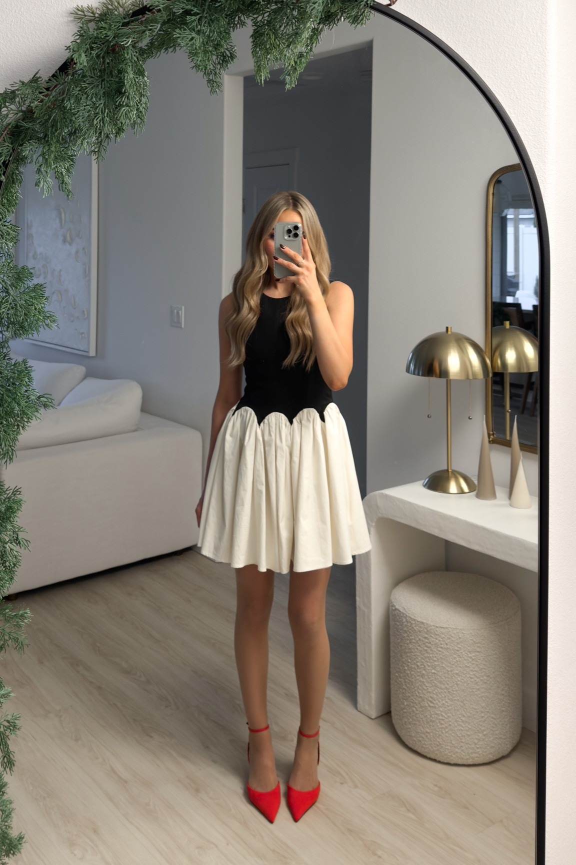 Black and white scallop hem detail dress. Wearing size 2 for reference 

#LTKStyleTip #LTKU #LTKWatchNow