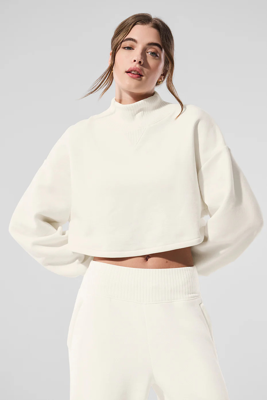 Alo YogaÂ® | Cropped Serenity Coverup Sweatshirt in Ivory White, Size: Medium | Alo Yoga (US)