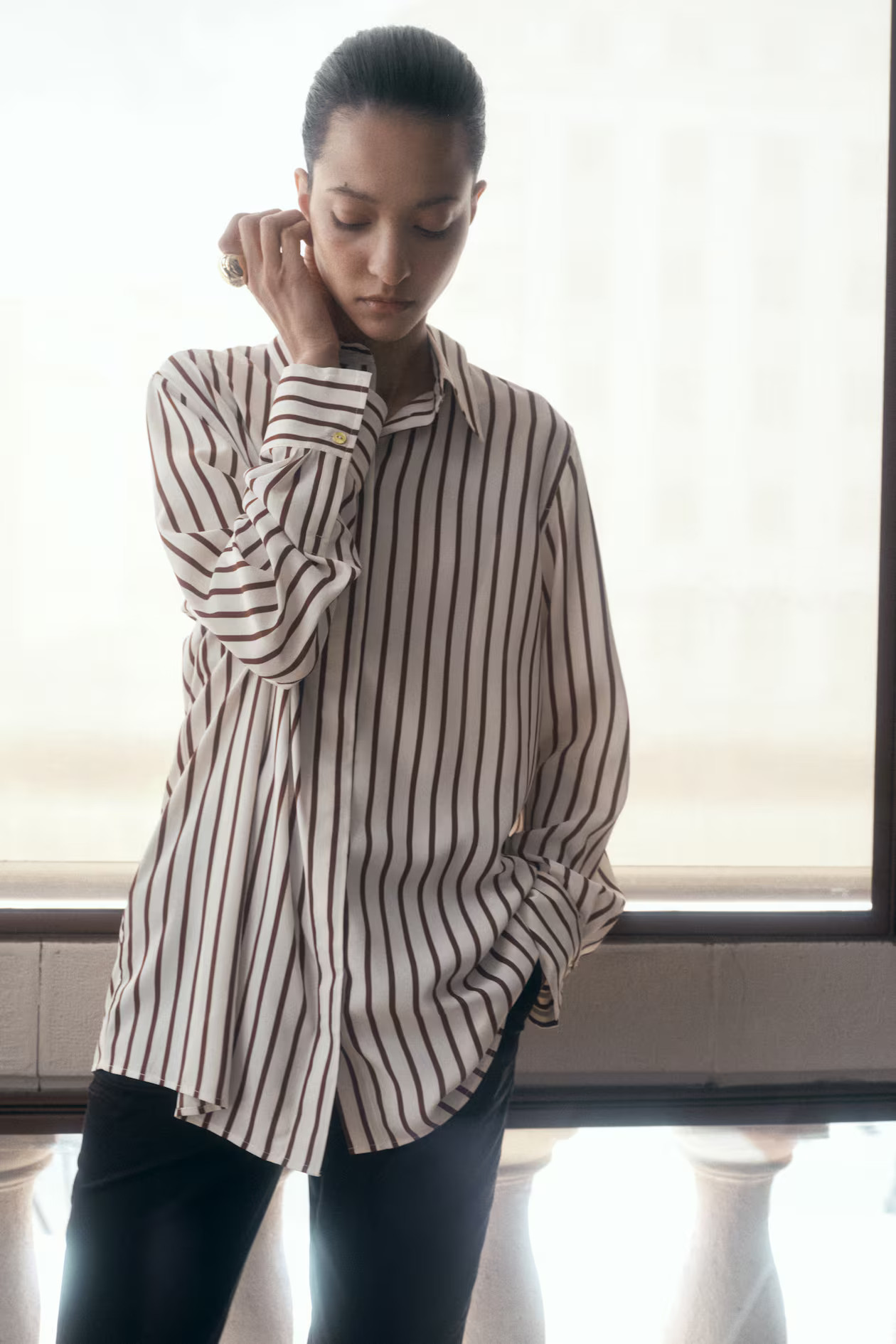 Crêpe shirt | H&M (UK, MY, IN, SG, PH, TW, HK)