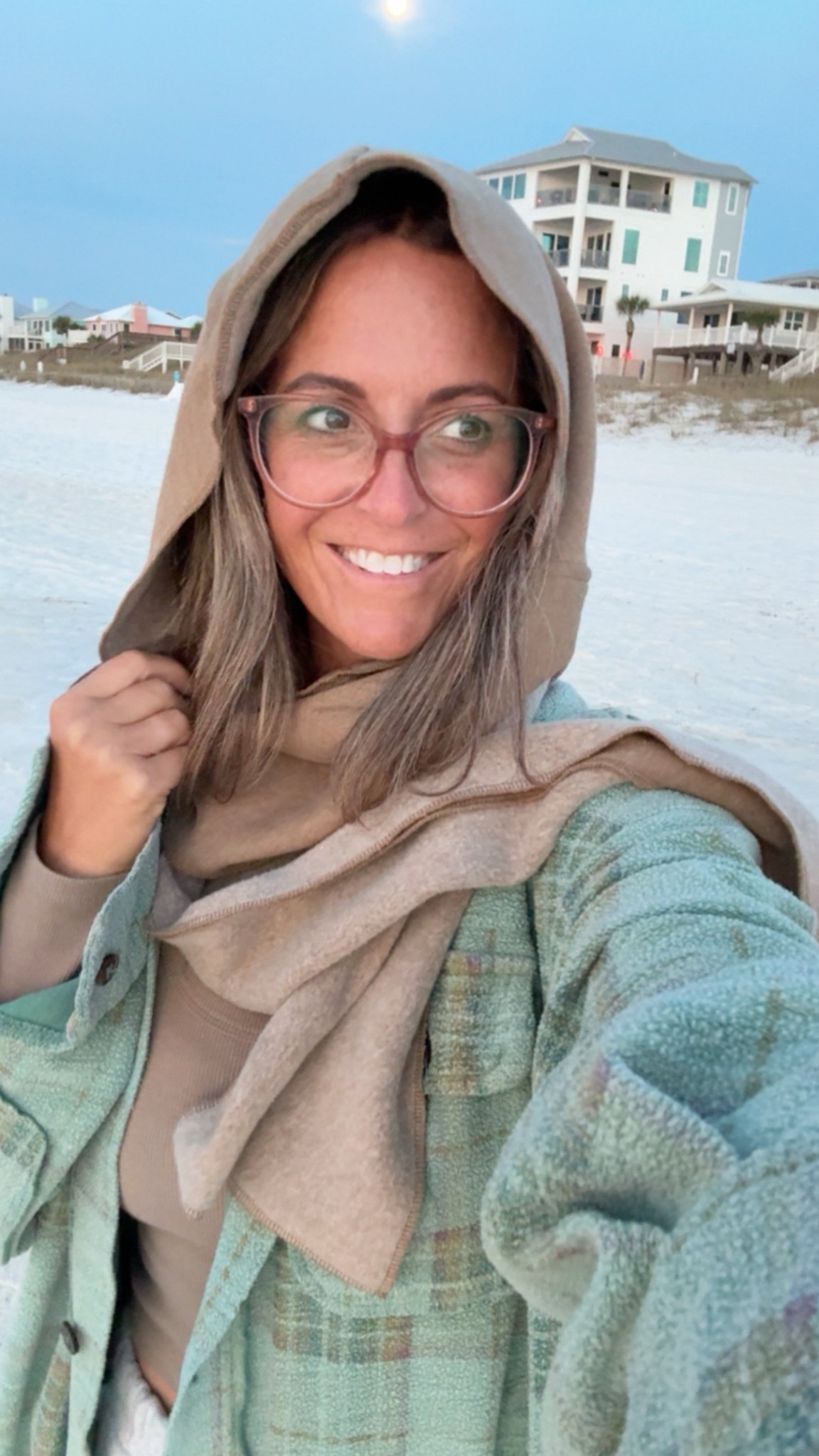 scarf hoodie 

#LTKSeasonal #LTKSaleAlert #LTKFindsUnder100