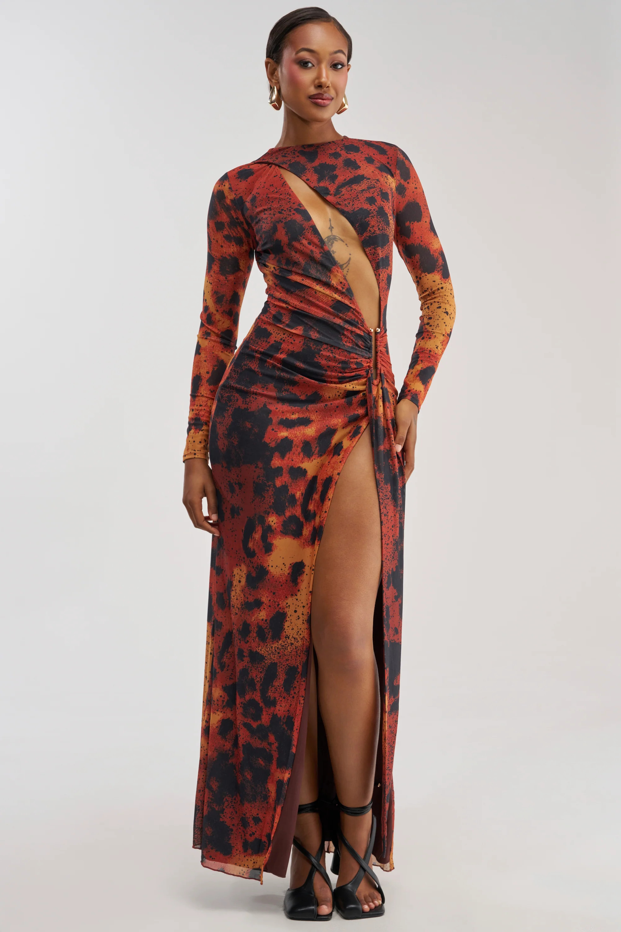 HOTTEST TOPIC MAXI DRESS IN RED MULTI | AKIRA