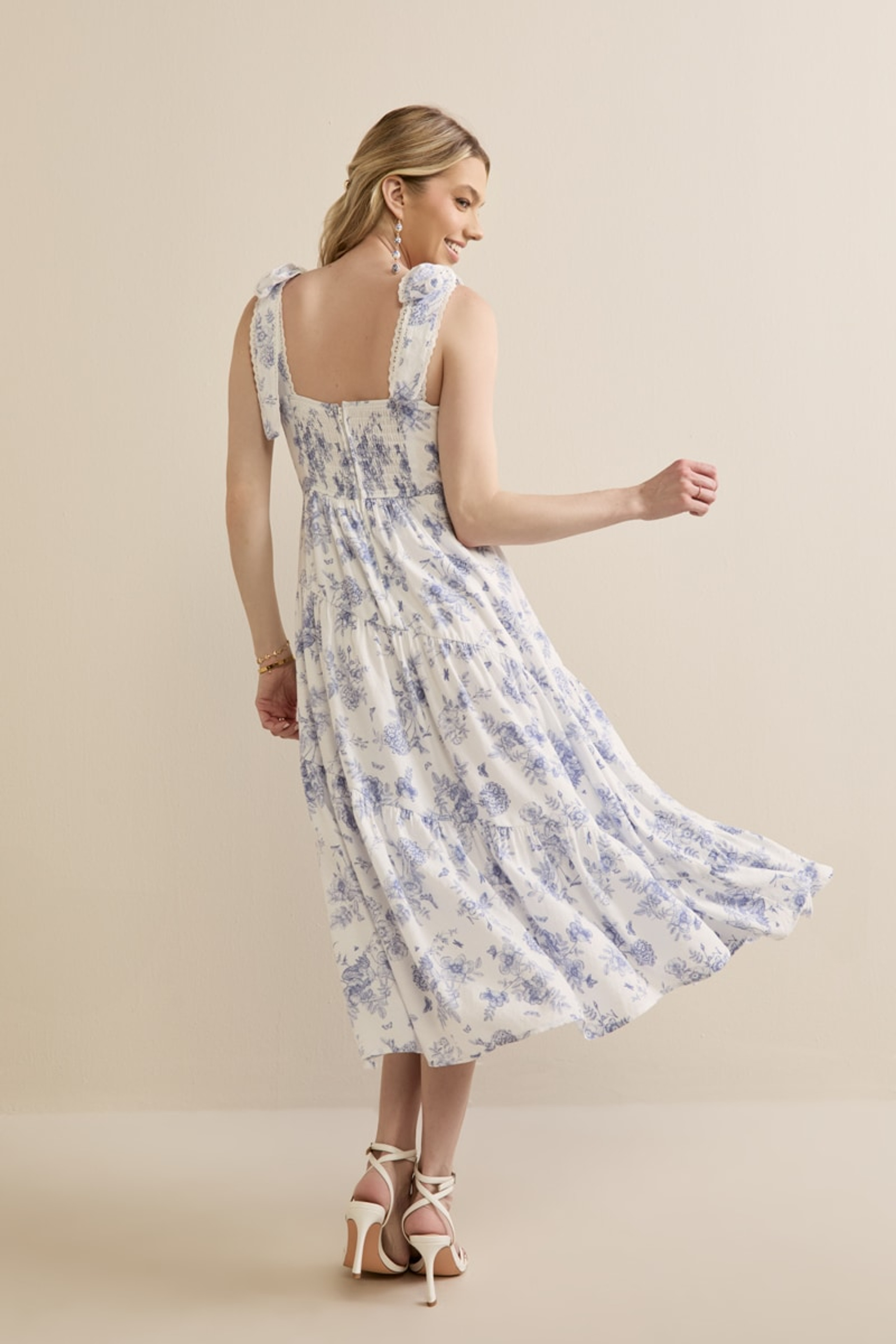 Bobbie Floral Tiered Maxi Dress | Francesca's