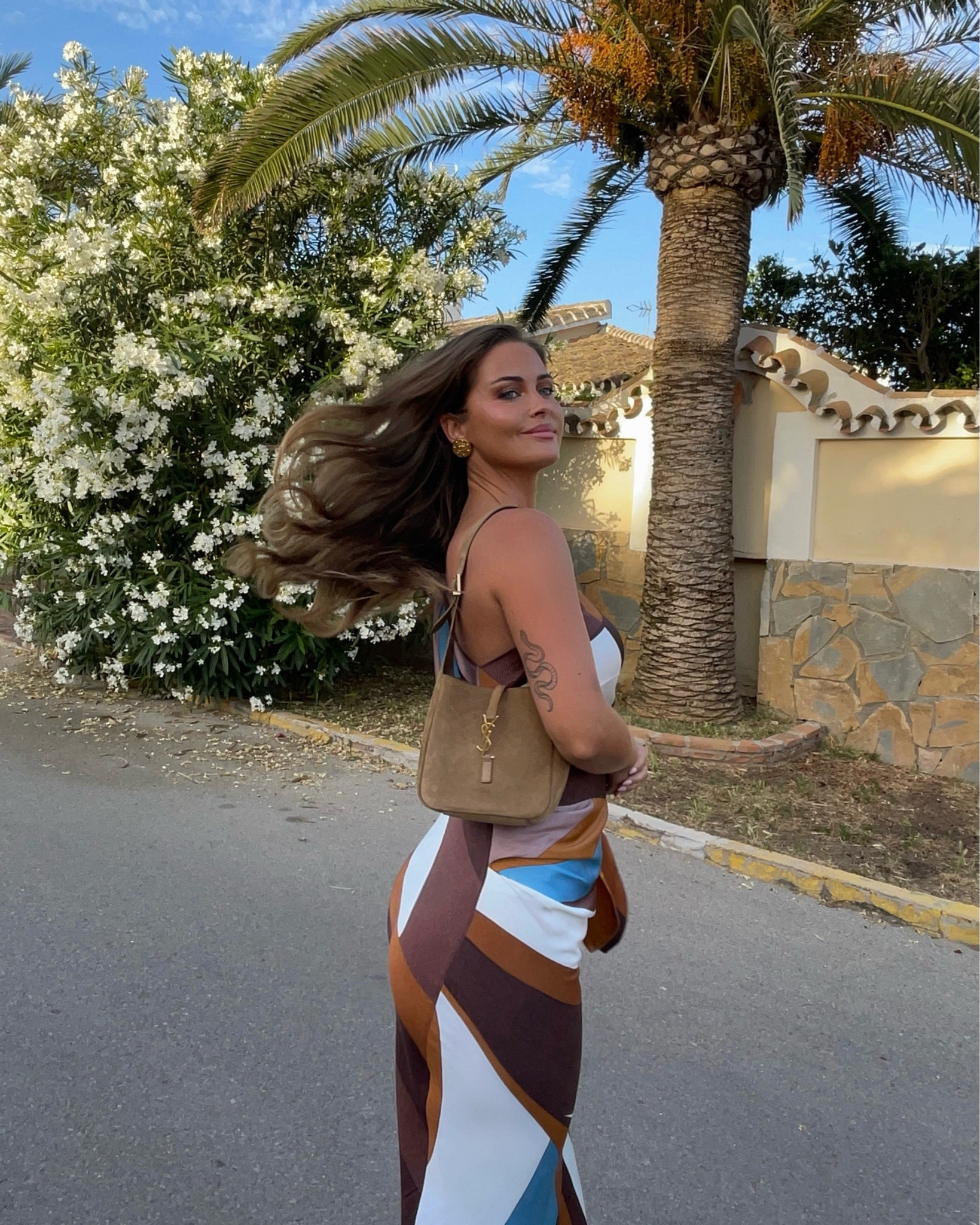 One of my favorite dresses of this season 🤎🤍🩵

#LTKnederlands #LTKeurope #LTKsummer