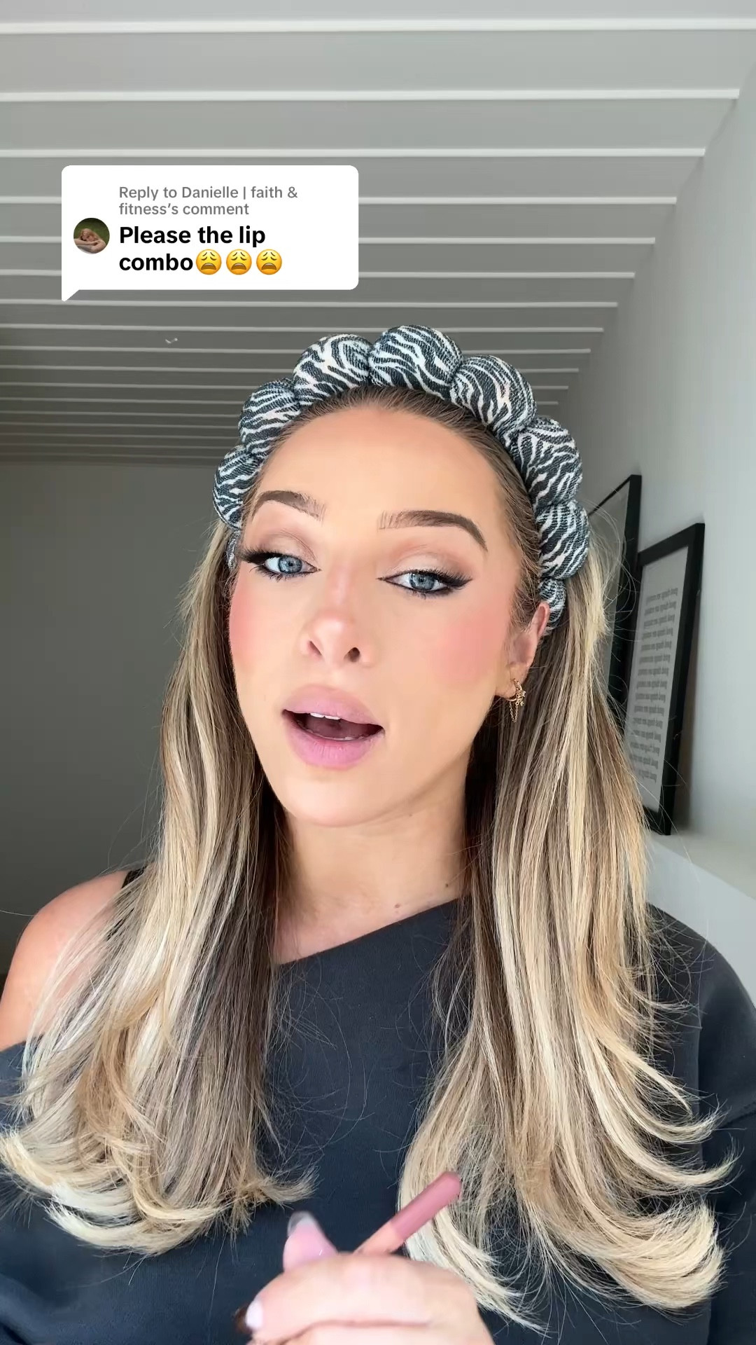 Liner 1 shade wherever walnut 
Liner 2 shade parchment 
Lipstick shade rosewood 
Glosses shade worth it and milky nu 

#LTKBeauty #LTKFindsUnder50 #LTKFindsUnder100