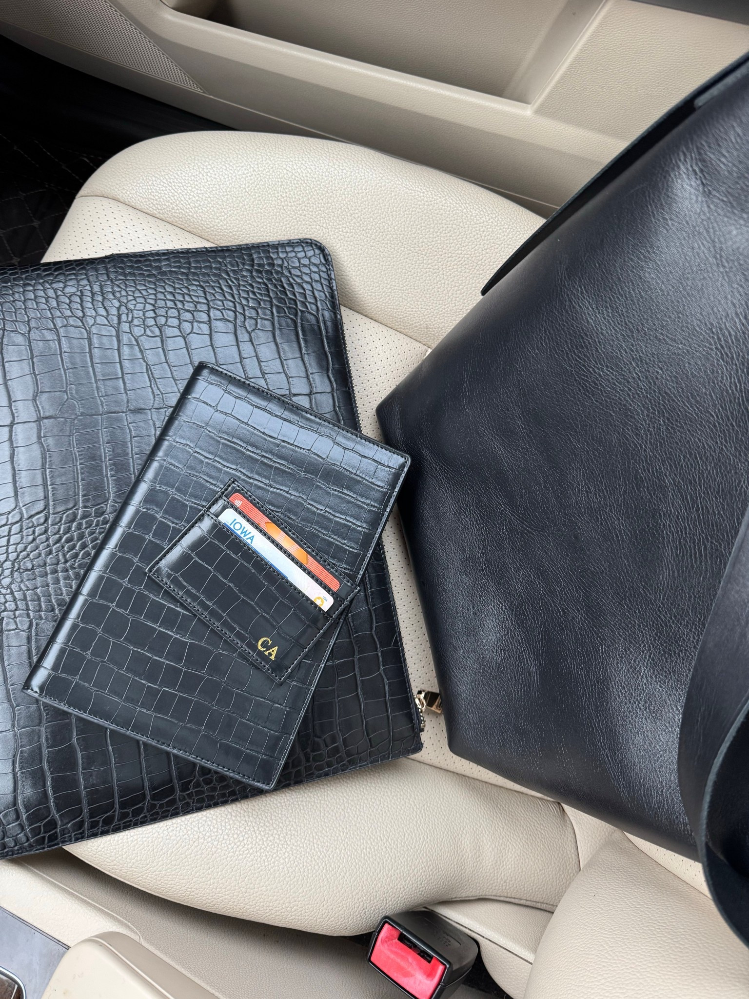 Favorite lifestyle accessories 😍 black croc card wallet, black croc notebook cover, and black croc laptop sleeve carried in a bucket tote bag 

#LTKmorningroutine #LTKdayinmylife