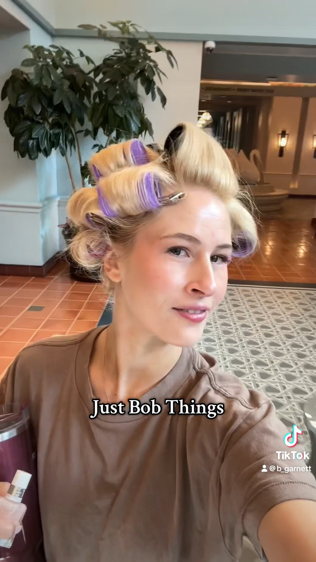 Velcro roller life 

Short hair | hair volume | Velcro rollers 