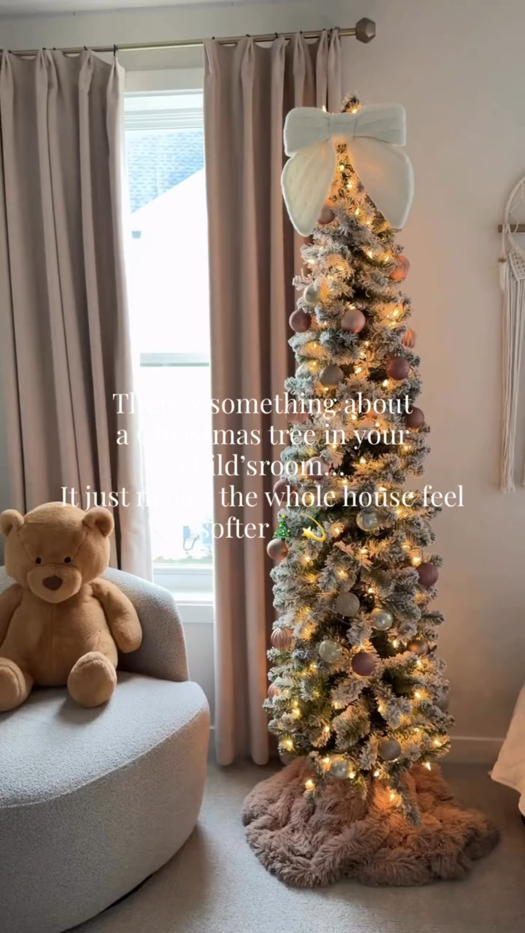 I’ve been putting a Christmas tree in my kids’ rooms since they were little.
It’s such a small thing, but it fills the house with this quiet kind of magic. ✨
It’s the kind of joy that never really gets old.
#CozyChristmasHome
#SpacesAndPlacesBySheila
#HolidayInspo
#ChristmasMagic