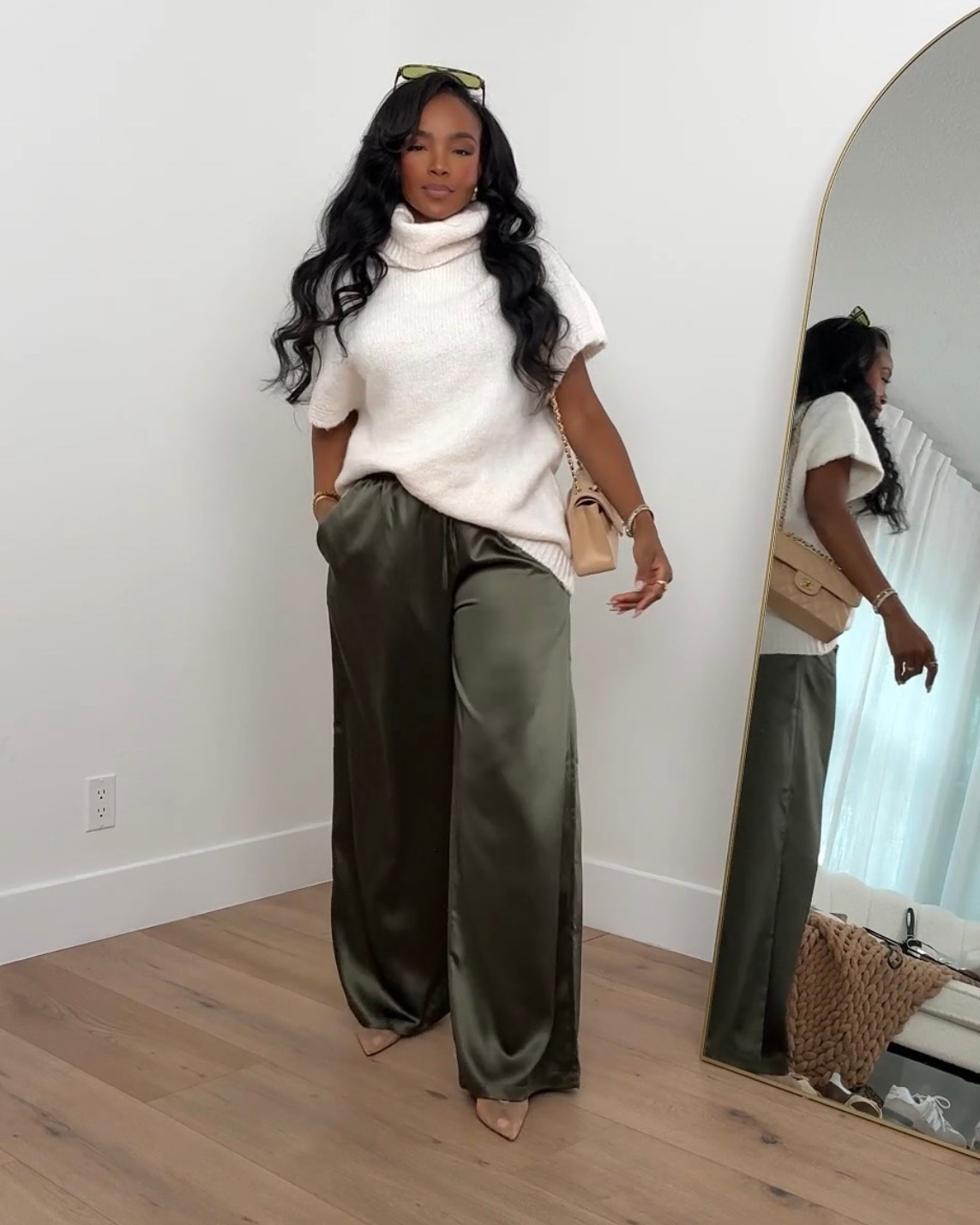 I am going to be wearing satin pants all fall! I linked the exact ones but they are selling fast- check the alternative! 

I want this to be my new silhouette for elevated casual look. I want to pair satin pants with blazers, sweaters, T-shirts. You name it like I want satin pants to be the new IT piece!! 

Size small I’m 5’4 | 140lbs | 36D -27 -40  IG & YT: kirasfashionfinds TT: kiraabboud

#Outfitinspiration #fashionstyle #outfit #outfitideas #autumn #fallfashion #simpleoutfit #fall #momoutfit #casualoutfit #streetwear 

#LTKFindsUnder50 #LTKStyleTip #LTKPetite