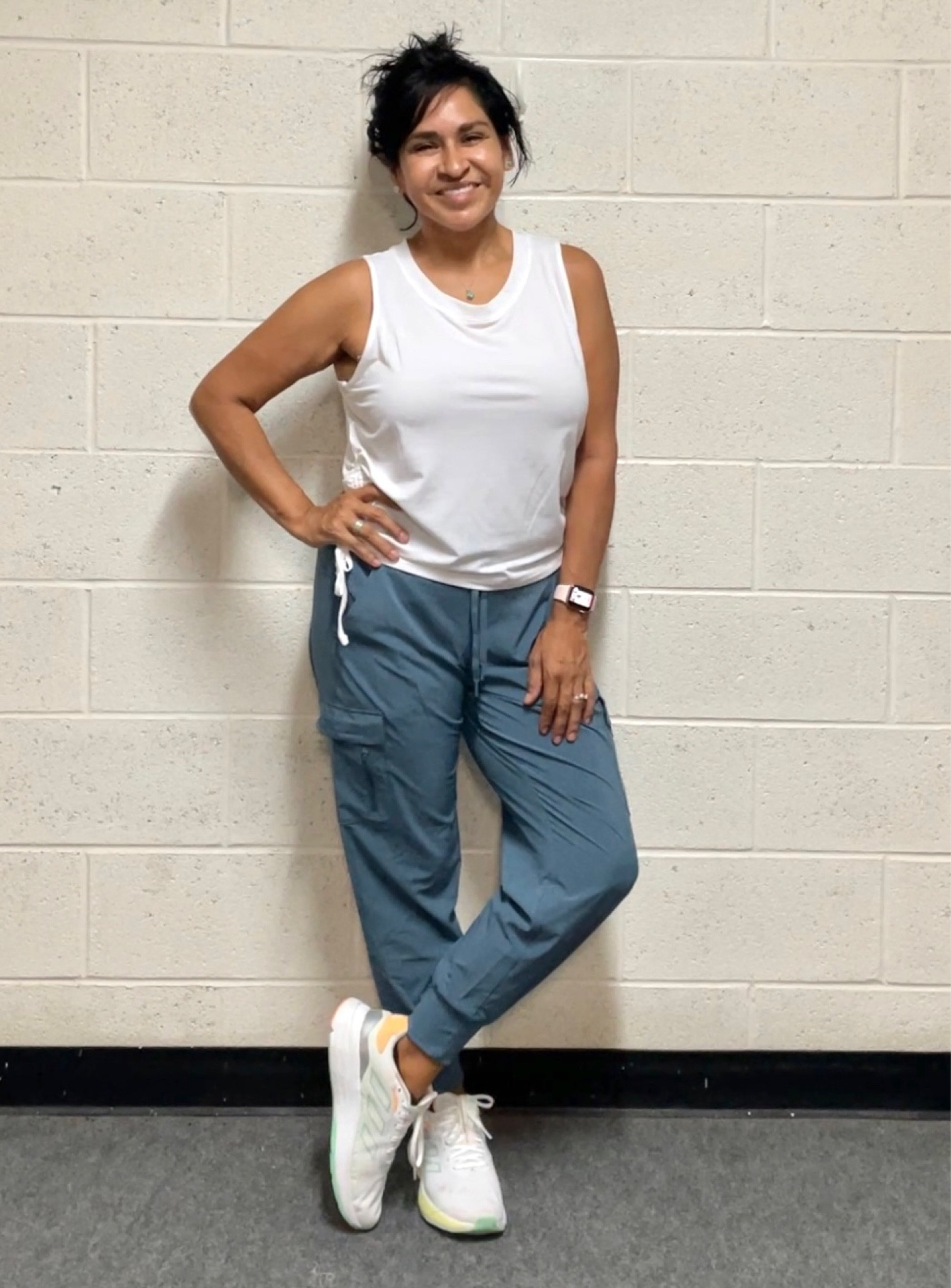 #activewear #active #athleisure #bluecargo #cargopants #stretchcargo #lounge #weekend #gym #cinchtank #adidas #speedmotion #lightmotion #comfysneakers #momstyle

#LTKshoecrush #LTKGiftGuide #LTKcurves