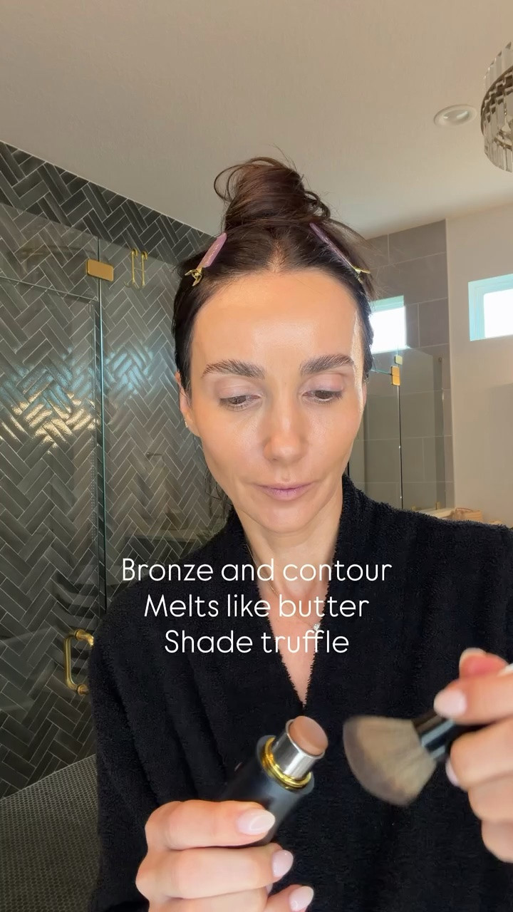 Bronzer and contour shade truffle.