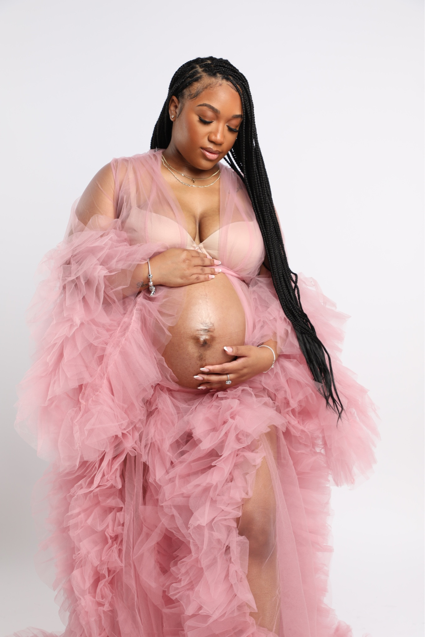 Beautiful maternity gown, perfect for maternity photoshoot ✨😍💕

#bump #maternity #gown

#LTKMostLoved #LTKbump