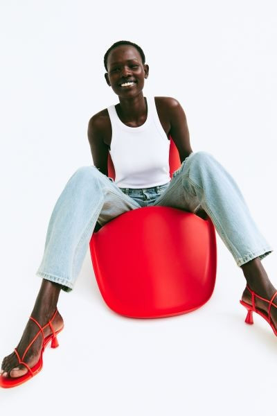 Straight High Jeans | H&M (US + CA)