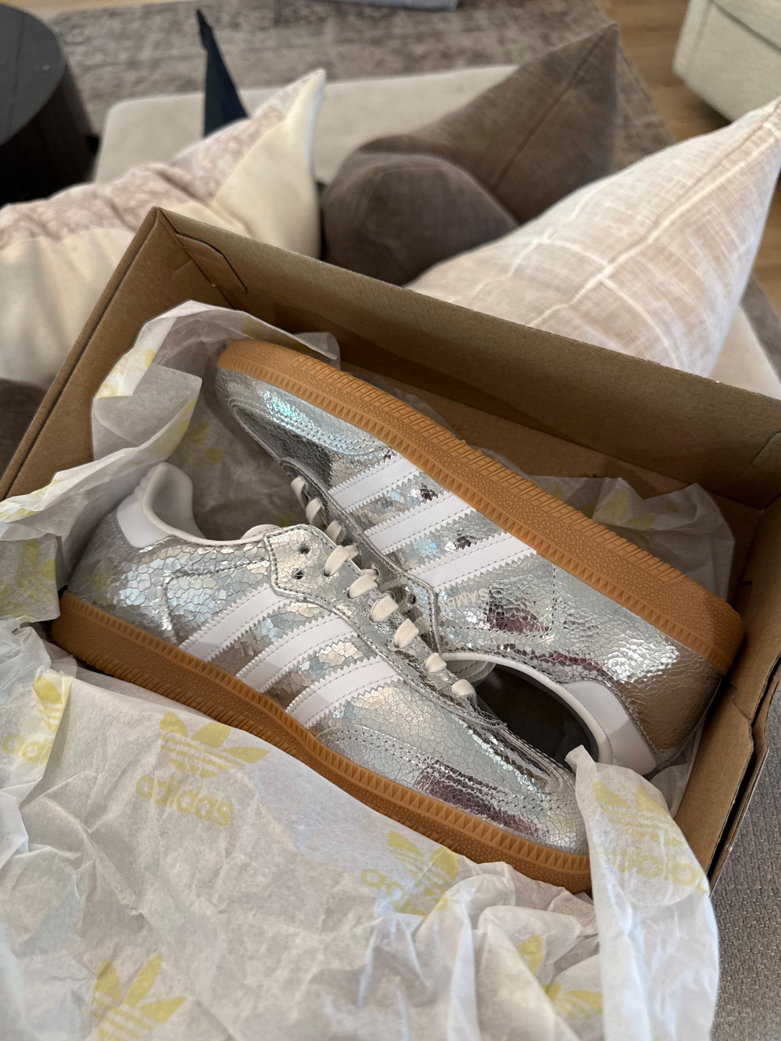 Elevated sneakers !!! 

These will go with anything! Love the cracked metallic. 
Fall and winter sneaker
Fall sneakers
Adidas sambas


#LTKStyleTip #LTKShoeCrush