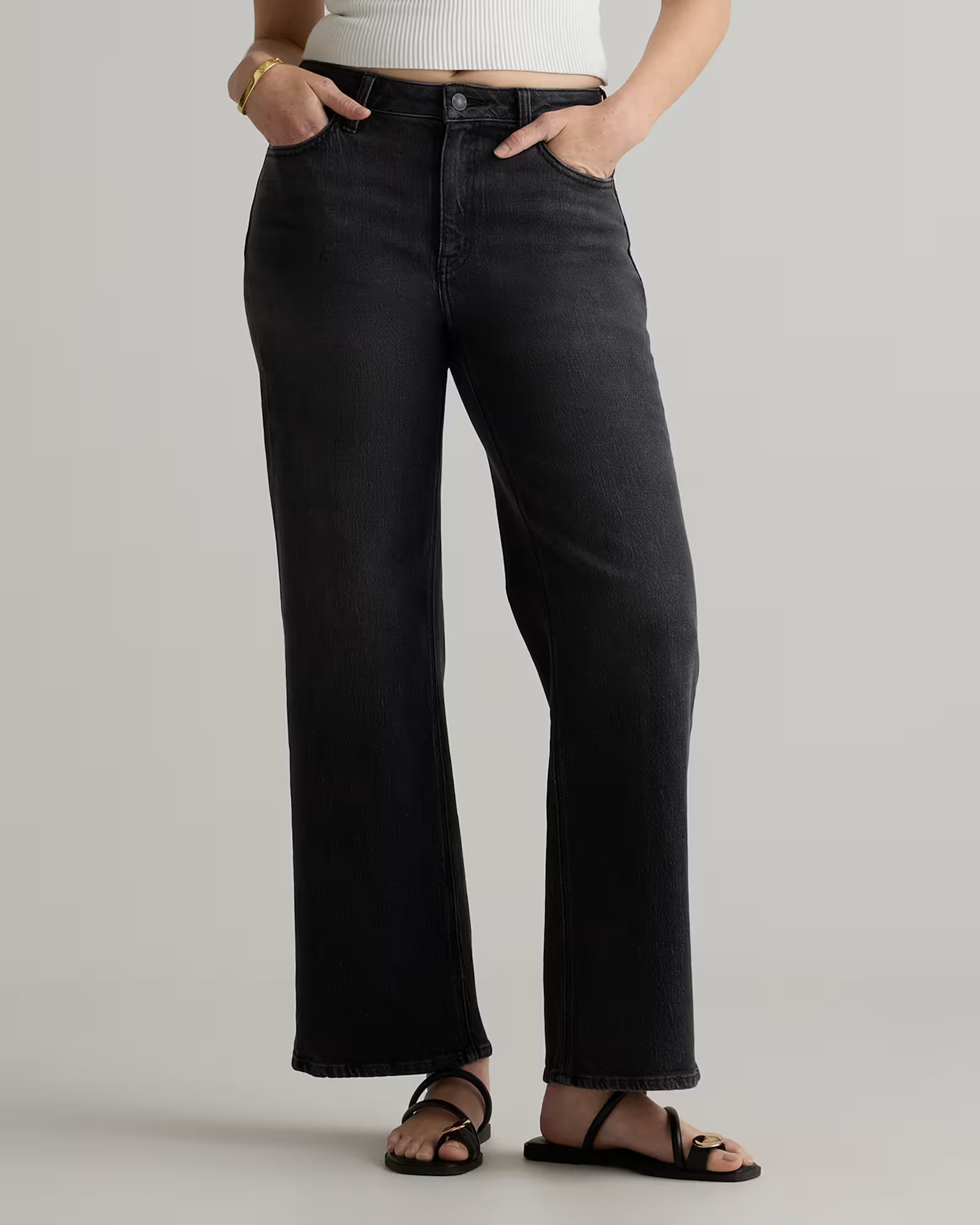 Bella Stretch Relaxed Straight Jeans in Charcoal Black | Quince