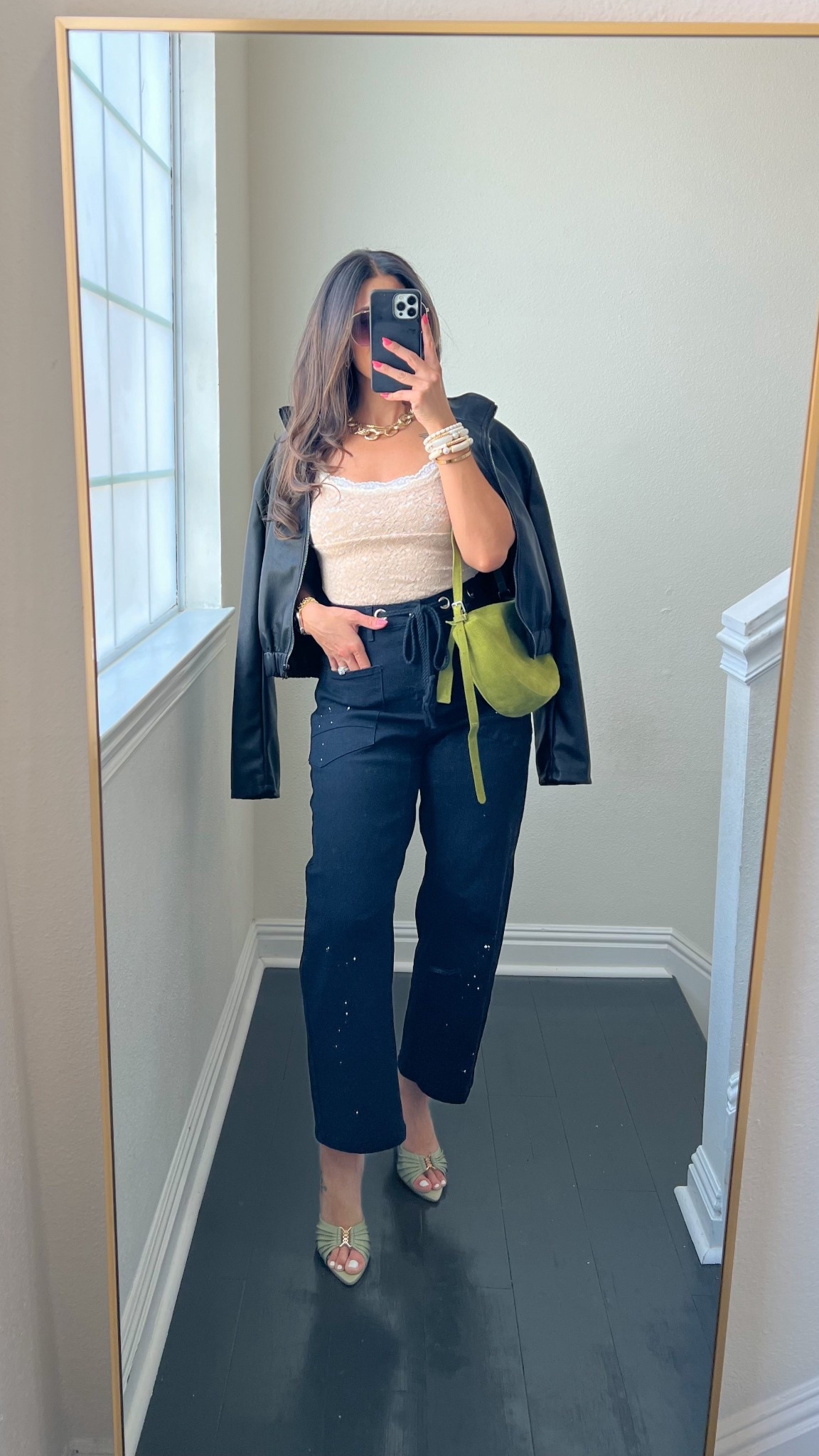 Cute spring date night outfit! Love this look - 6 in jeans and medium in lace tank 

#LTKootd #LTKMidsize #LTKSeasonal