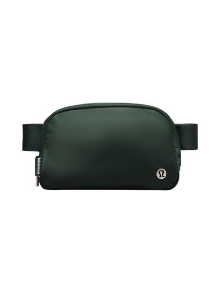 Everywhere Belt Bag 1L | lululemon (CA)