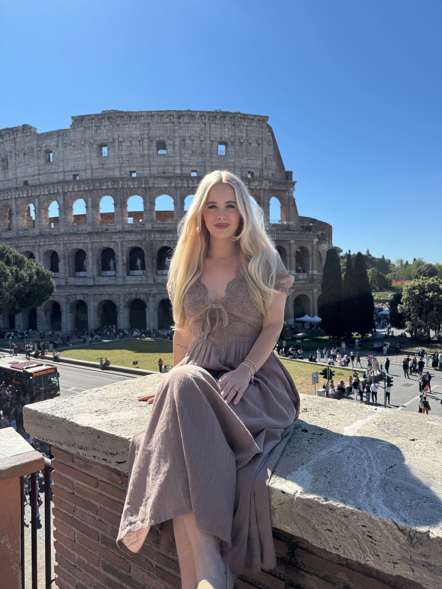 Rome fashion

#LTKU #LTKmomlife #LTKootd