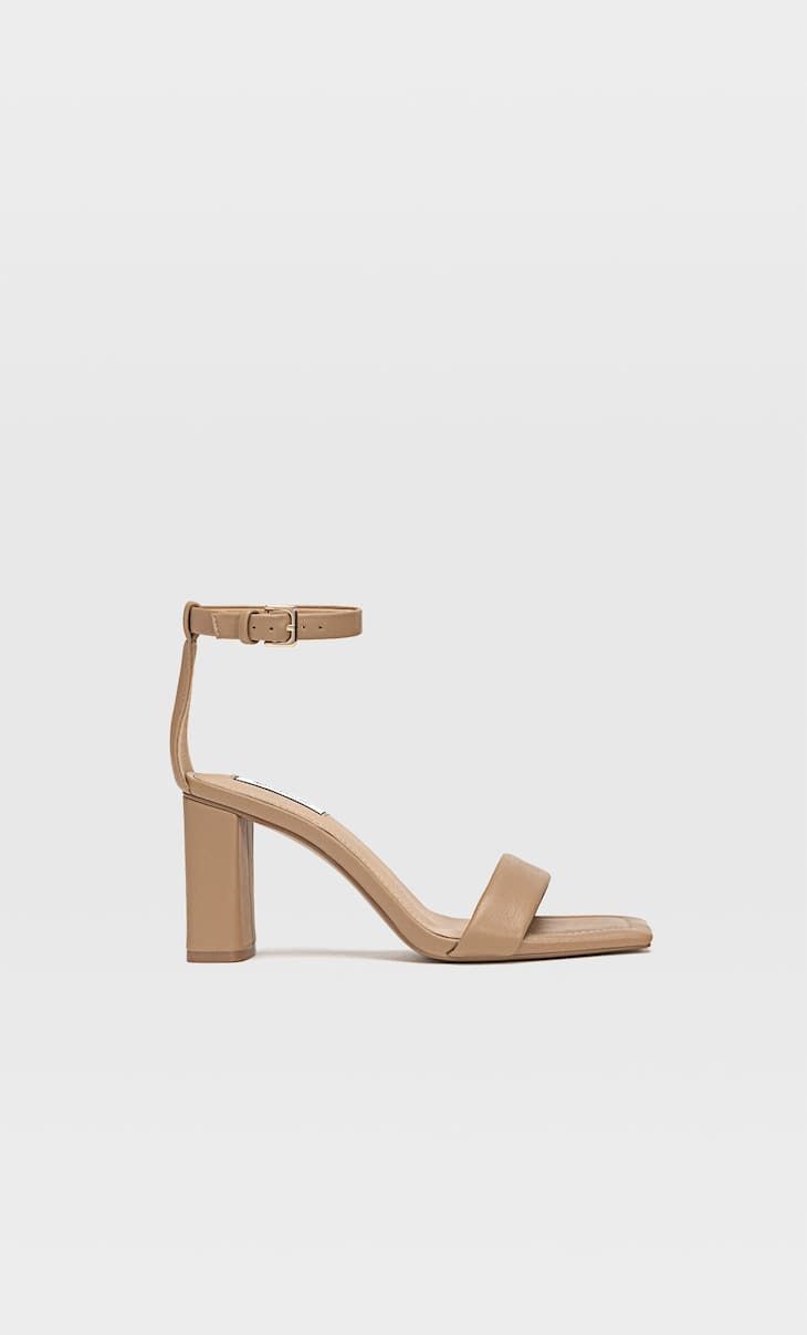 High-heel sandals with padded strap | Stradivarius (UK)