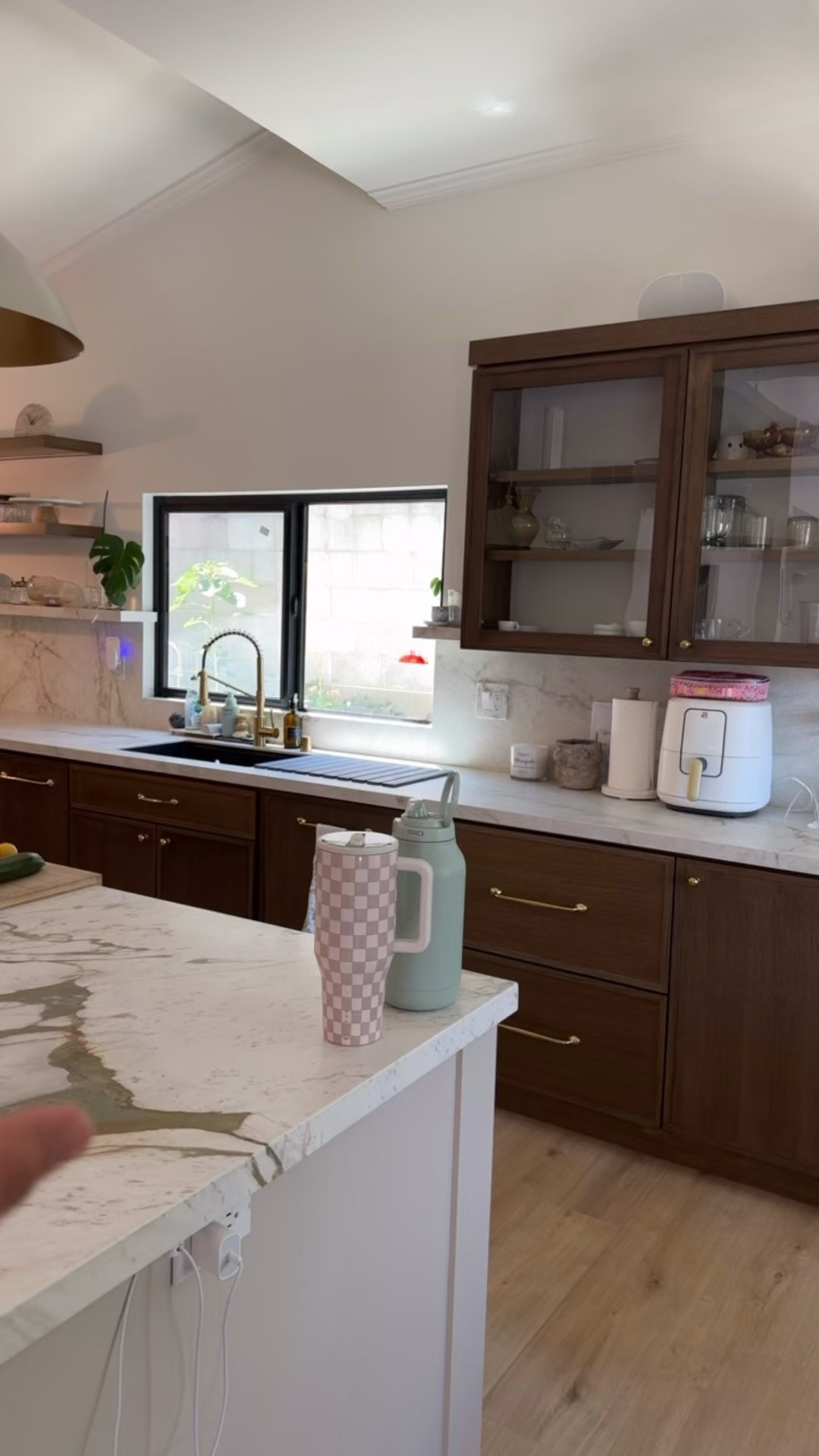 Cutest kitchen nook table

#LTKmomlife #LTKHome