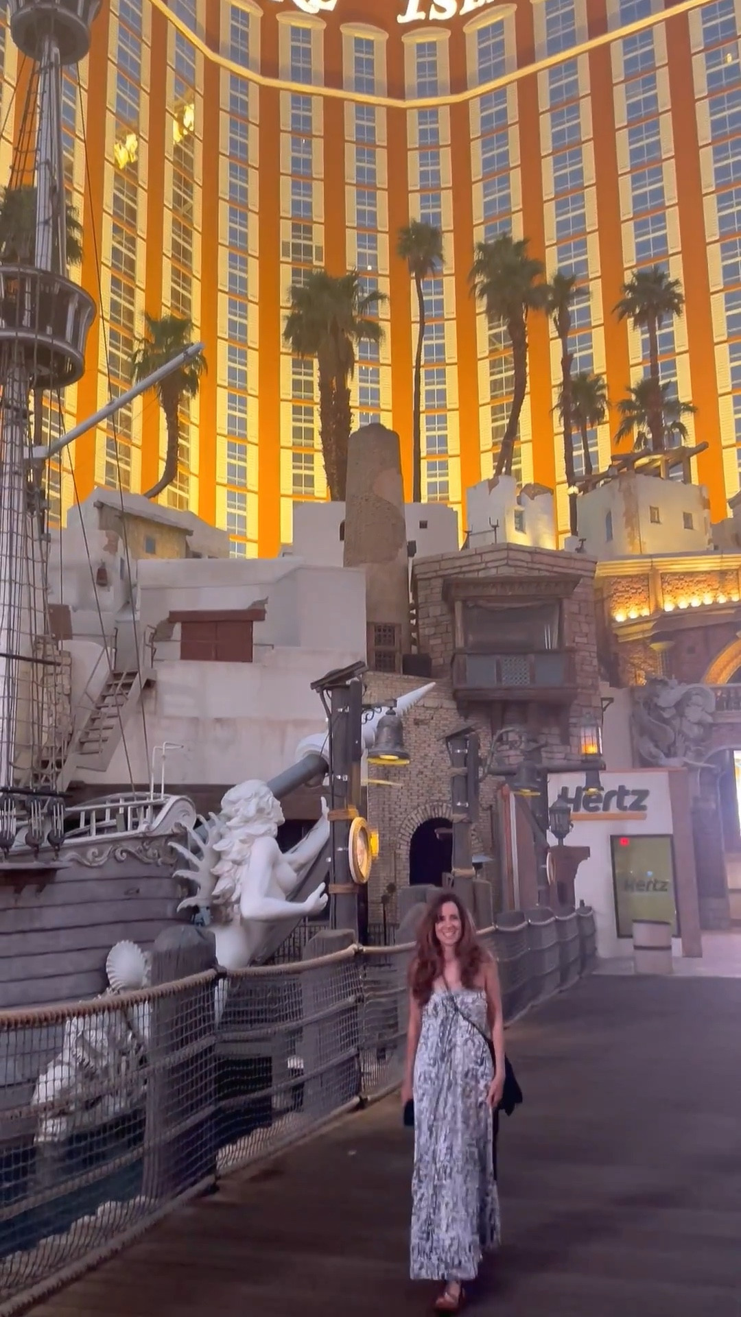 Day in Vegas calls for easy elegance ✨ A strapless black + white dress, comfy flat sandals for all the walking, and a light crossbody to keep it stylish & hands-free 🤍🖤 #VegasStyle #LTKtravel

#LTKTravel #LTKStyleTip