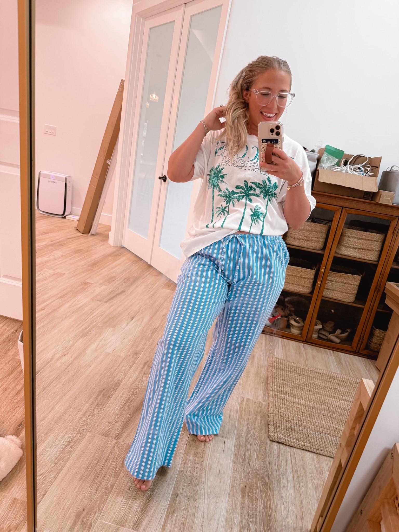 Summer mom uniform 😎

#LTKFamily #LTKSummerEdit #LTKFindsUnder50