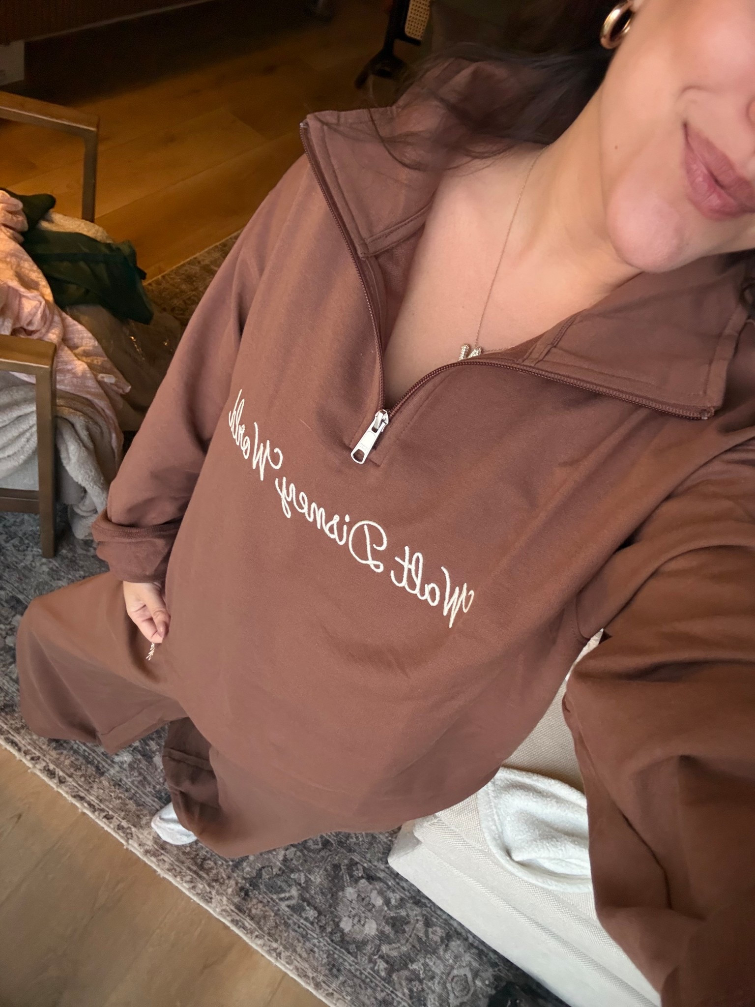 the cuuuutest disney set everr !! Top is M and bottoms are S !! #disneystyle #disneymerch #ootd