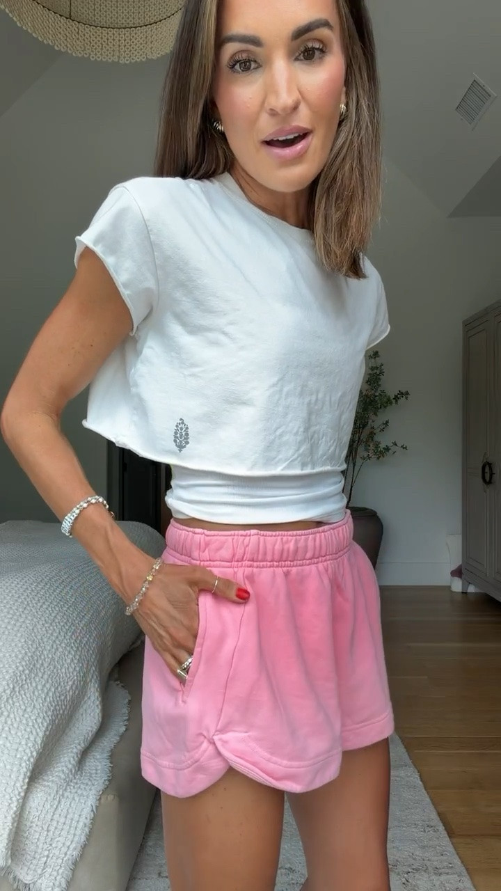 SO obsessed with these new shorts! 💗 run tts and are super comfortable! 🙌🏼