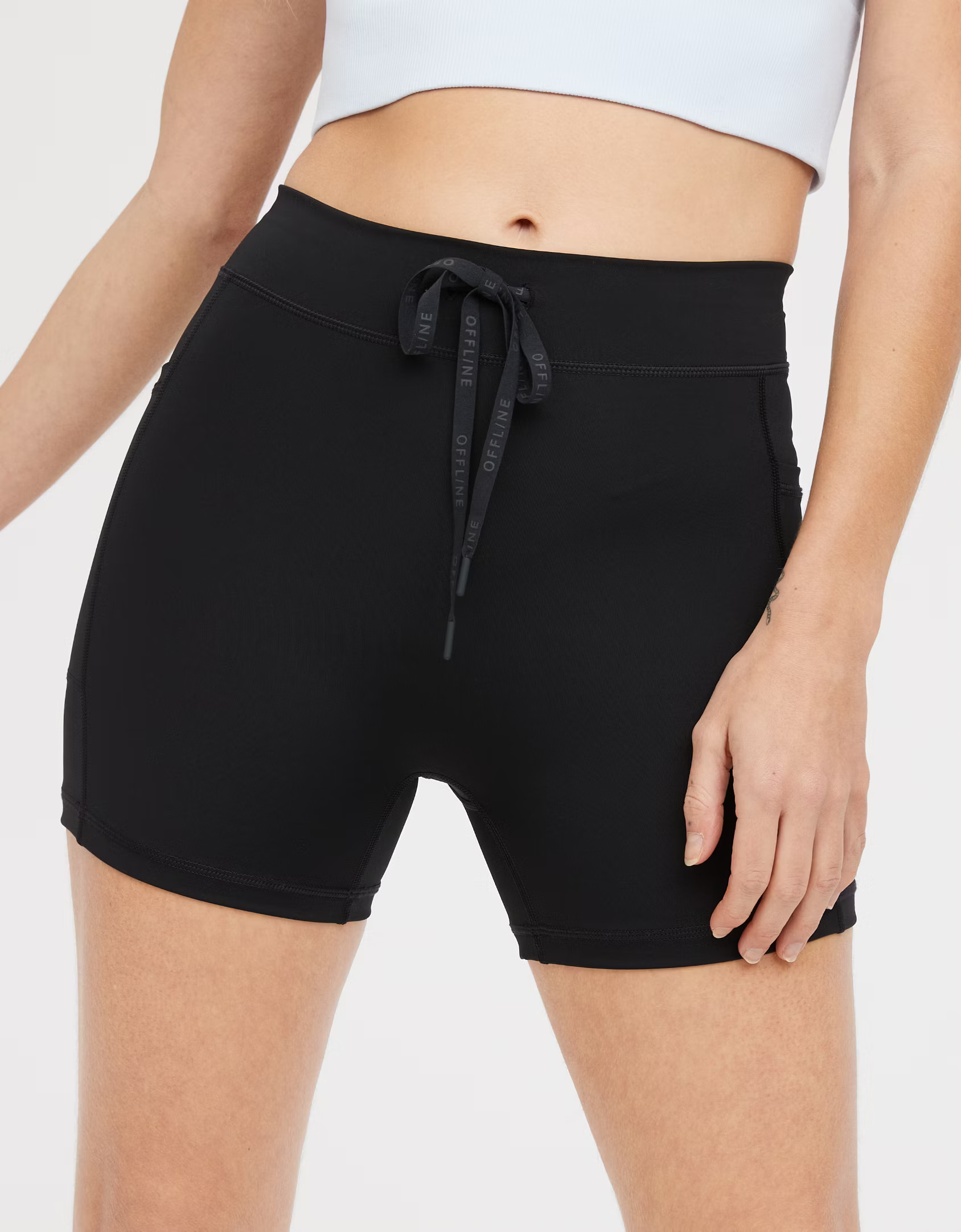 OFFLINE By Aerie Goals Pocket Drawcord 4" Shortie | American Eagle Outfitters (US & CA)