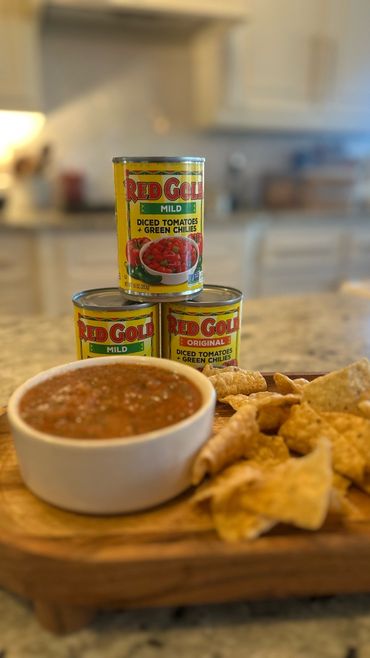 If you’re hosting for the Super Bowl or March Madness, make this salsa. Trust me.

 It’s my homemade restaurant style salsa and it comes together in minutes with stuff you probably already have.

Ingredients:
 1 can Red Gold diced tomatoes with green chiles
 1/2 yellow or white Onion
 4-5 Garlic cloves, peeled
 1 handful Fresh cilantro
 1 tablespoon Lemon juice
 Salt to taste

How I make it:
 Everything goes straight into the blender.
 Blend it chunky or smooth, however you like your salsa.
 Taste and adjust, then try not to eat half of it standing at the counter.

This is the salsa I make for game day, parties, or random Tuesday nights when chips are non negotiable.
Comment SALSA for the full recipe.

 @redgoldtomatoes 

#superbowl #footballfood #appetizers #marchmadness #salsa