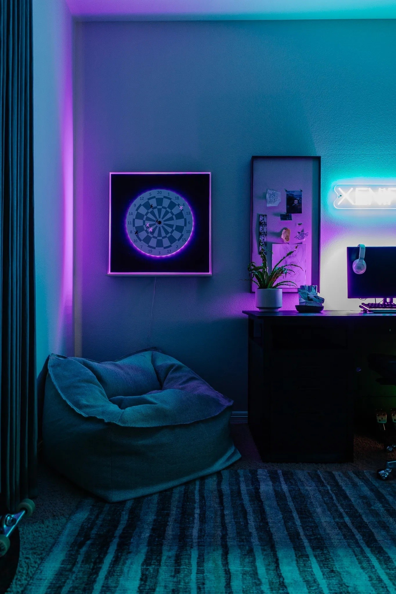 Teen Boy’s Bedroom with LED Lights

This bean bag chair and magnetic dart board make this room such a fungi hangout spot 🎯 

Gaming room decor, boy’s room decor, teen room, computer desk

#LTKHome