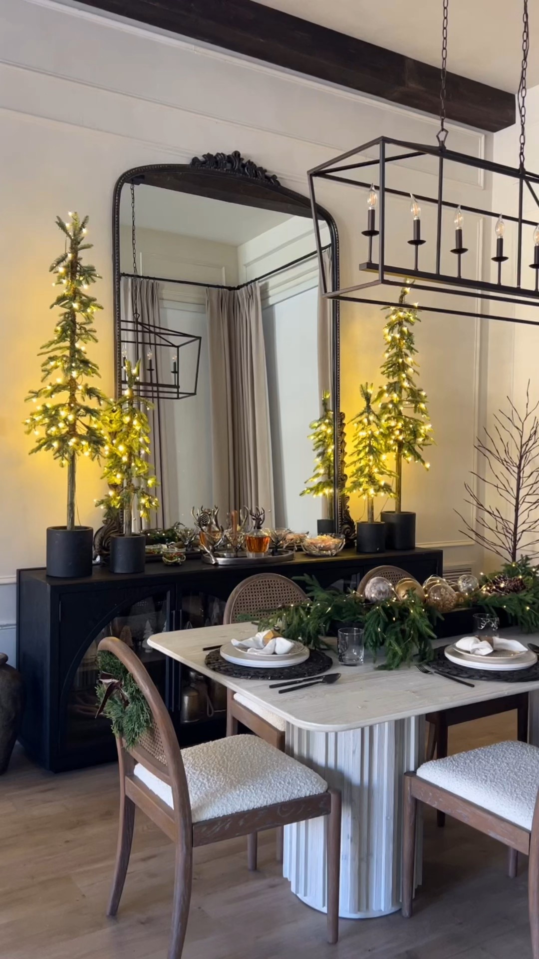 Come style my console table with me for the Holidays 🎄🤍

Make sure you are following @elpetersondesign before requesting links or else it might not be visible in your inbox

#LTKHome