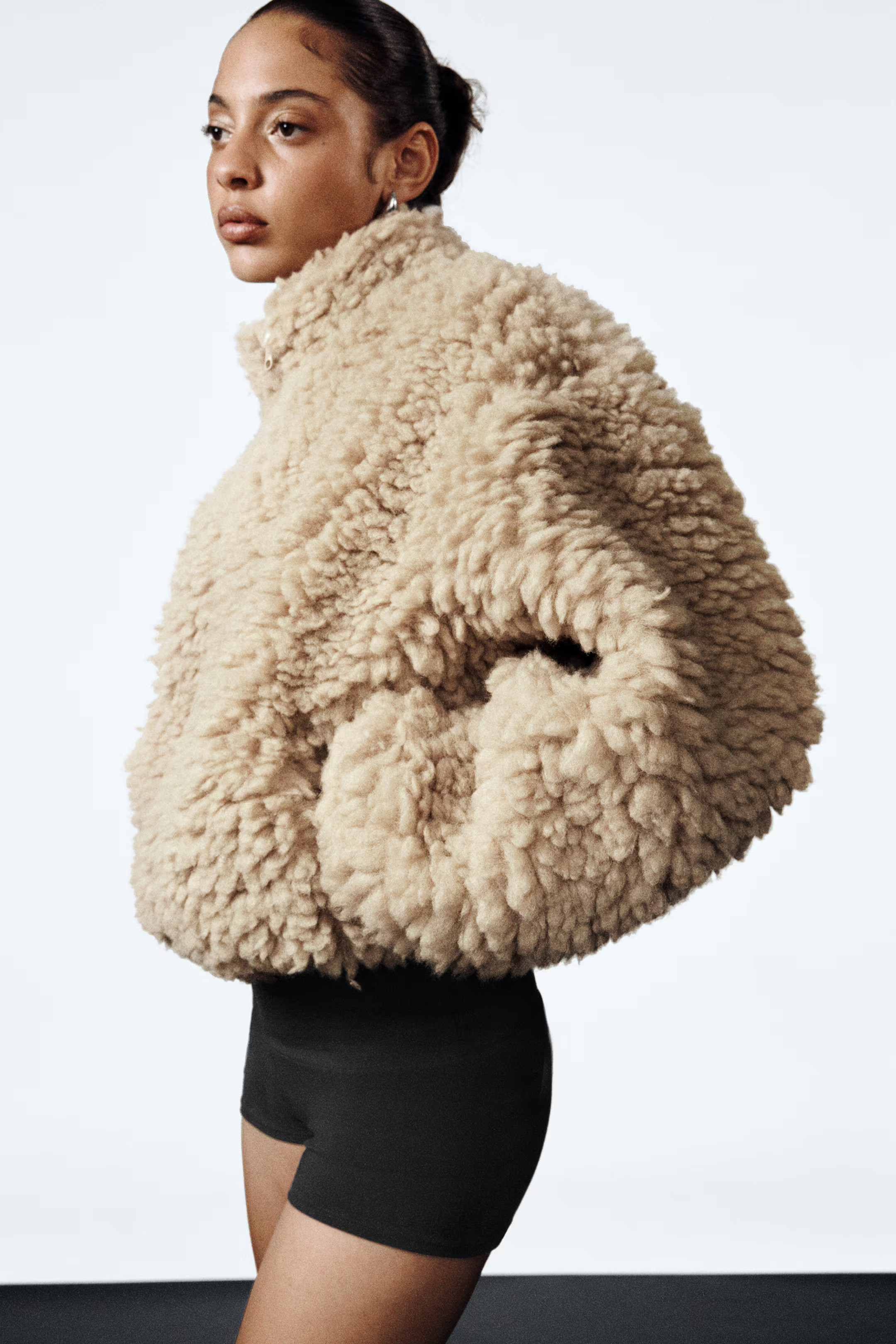 Oversized Fluffy Zip Jacket | H&M (UK, MY, IN, SG, PH, TW, HK)