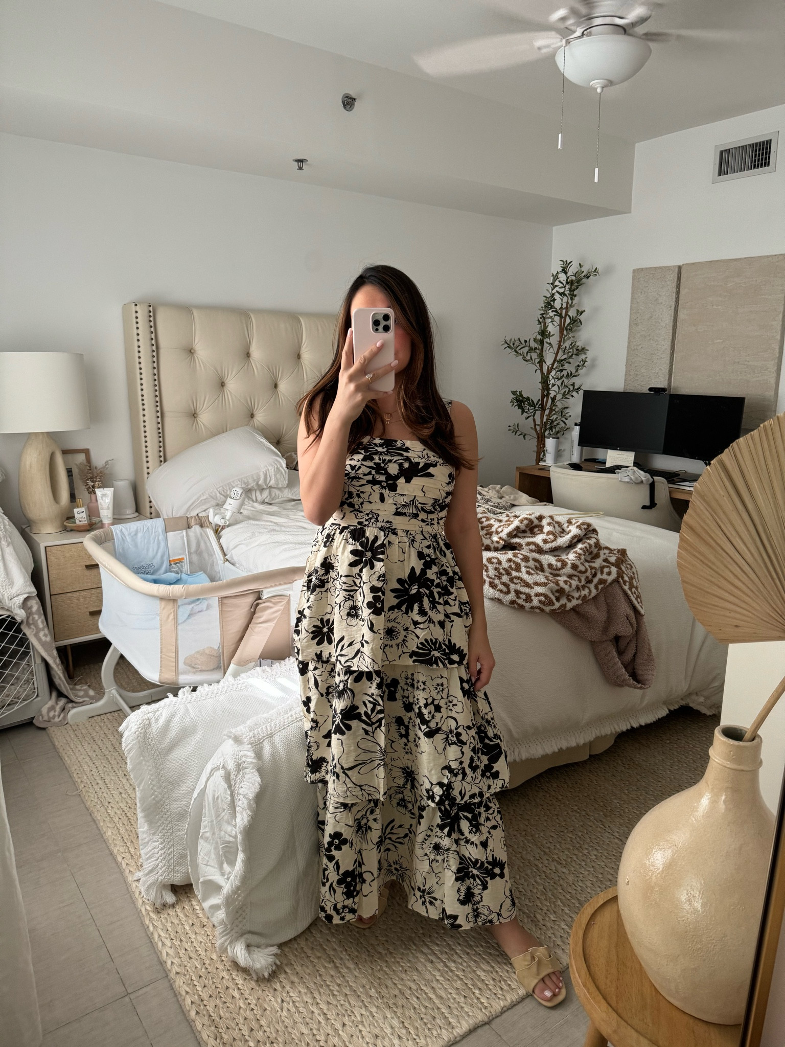 Love this midi dress! Wearing a small petite  

#LTKfindsunder100