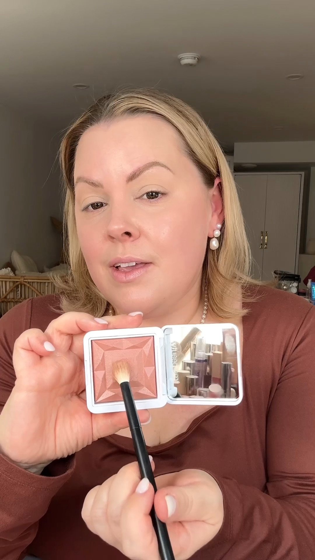 Turn borning makeup into enhanced makeup

#LTKFindsUnder100 #LTKBeauty #LTKStyleTip