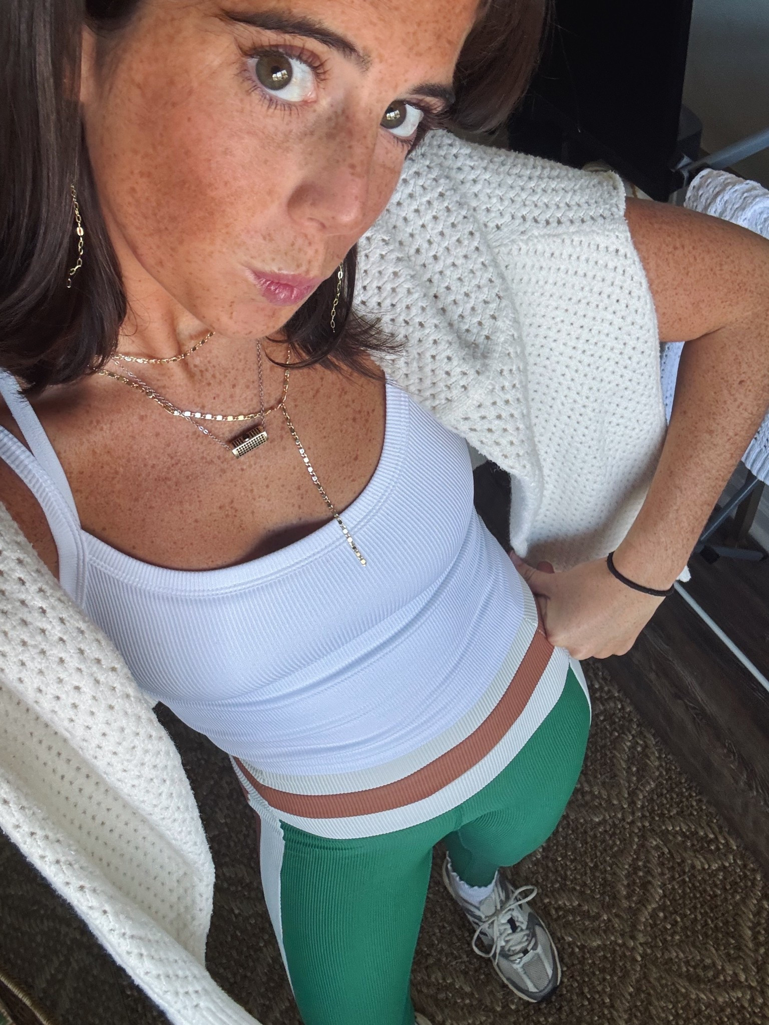 Class ootd 🤎🤎🤎 I’m obsessed with beach riot leggings — best athlesure !!!!

#LTKActive #LTKStyleTip #LTKFindsUnder100