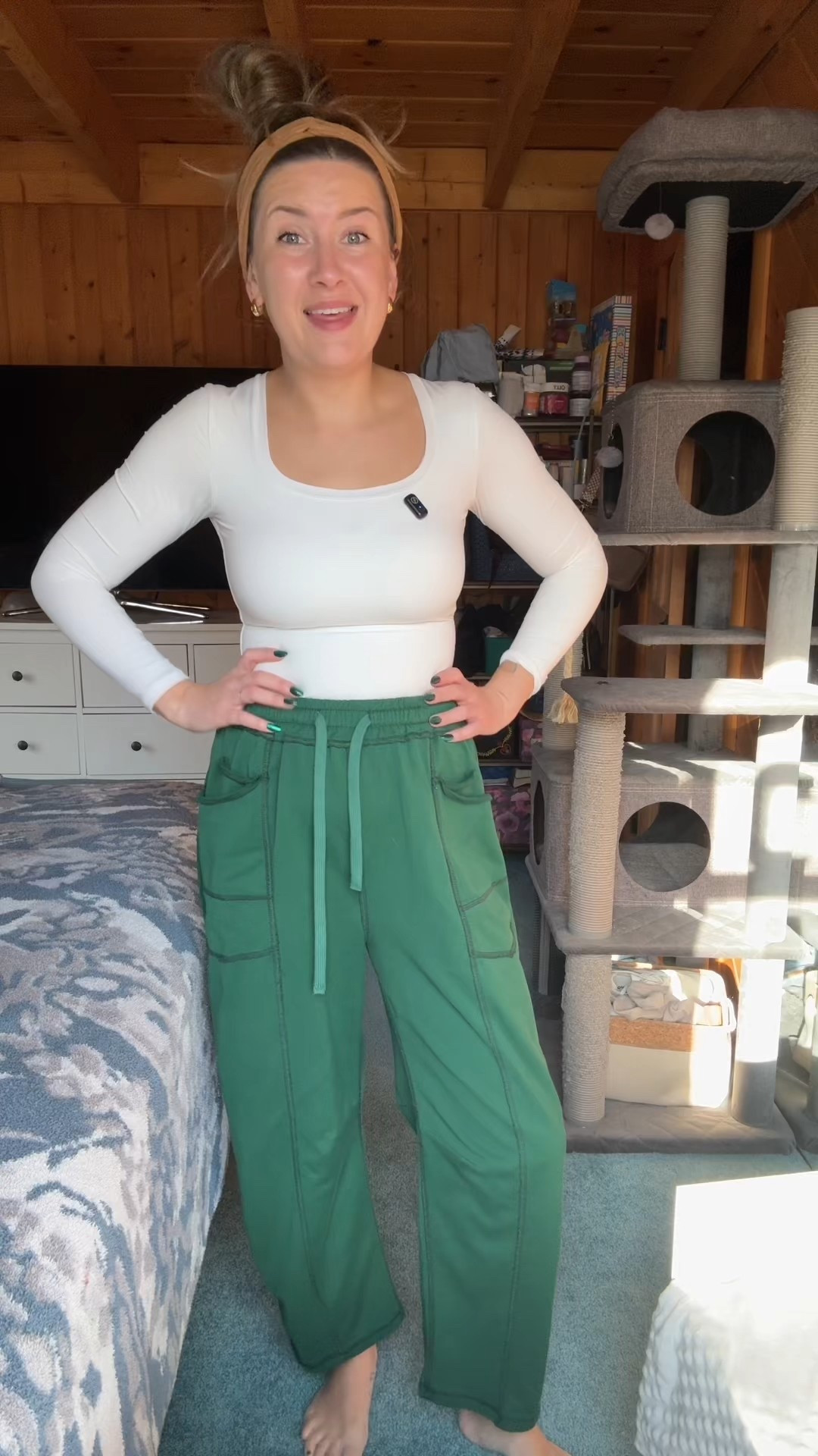 Wide leg barrel legged sweatpants 

#LTKootd #LTKgrwm #LTKdayinmylife