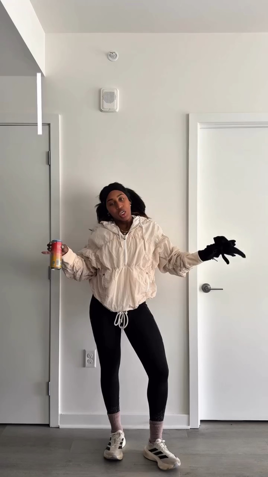 Cold weather run outfit of the day - It was 30 degrees but we still got the 14 mile long run done and dusted 

Comment COLD below to receive a DM with the link to this post on my LTK ⬇ https://liketk.it/5JBm5 #ltkactive #coldweathergear #runningoutofideas