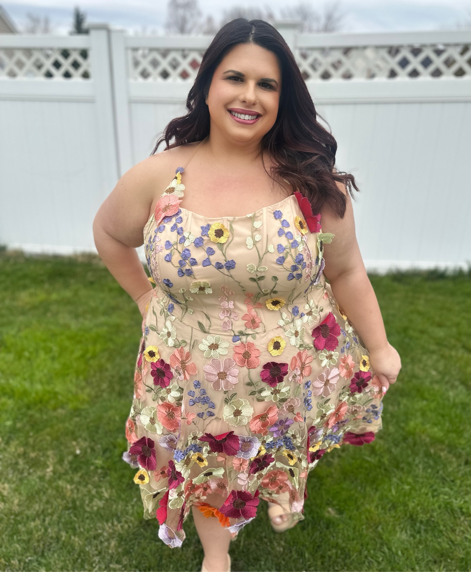 Stunning floral appliqué dress for my plus size friends 

JenniferS for 10% off

#awbridal #floraldress #gardenpartydress


#LTKplussize #LTKstyletip #LTKwedding