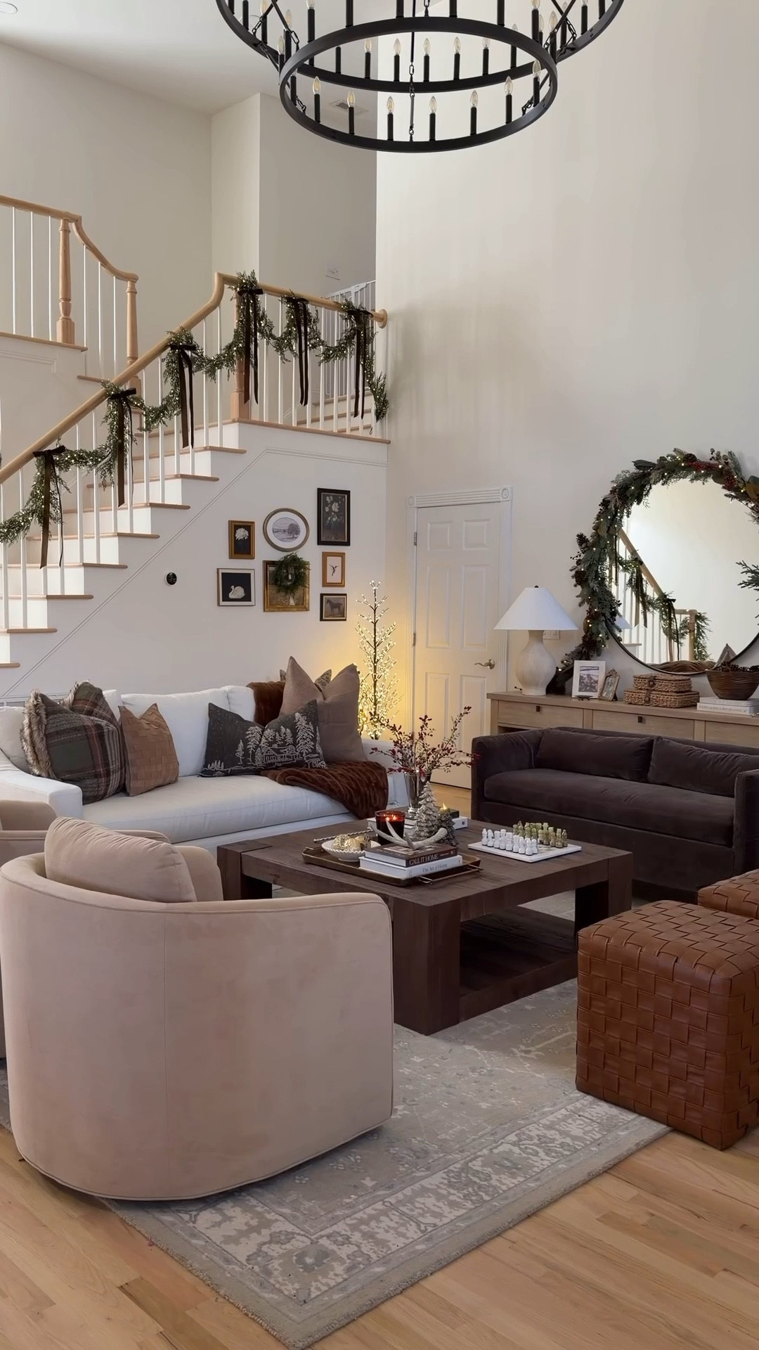 New living room reveal!! Cozy, neutral and so festive





#LTKHoliday #LTKHome