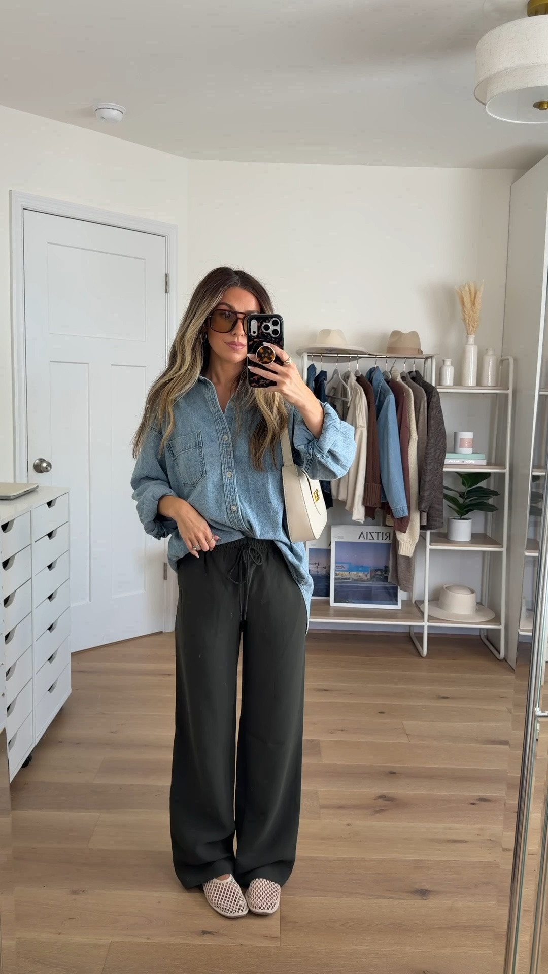 Elevated casual outfits are my love language 🍂☁️🧋 I have the cutest new arrivals from @aritzia that check off all the boxes & are perfect additions to your closet for fall! #aritziapartner #ad