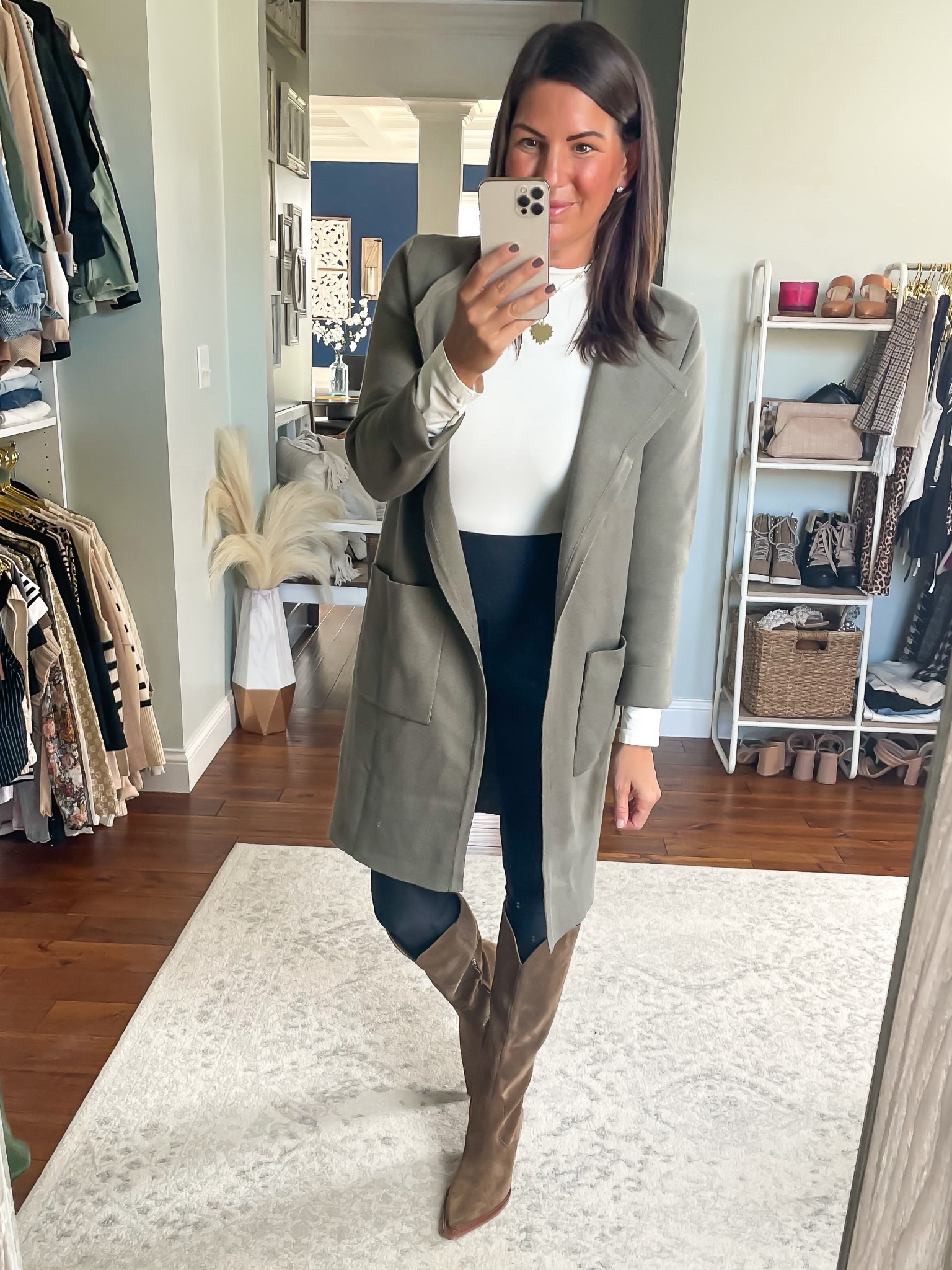 Fall style inspo 

#LTKSeasonal #LTKFindsUnder50 #LTKStyleTip