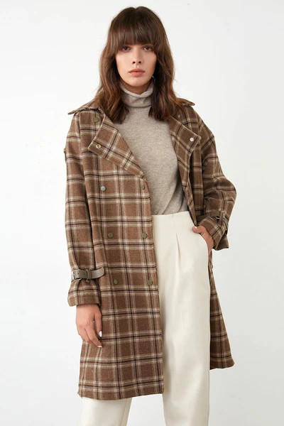 Loyall Burly Wood Plaid Coat | J.ING