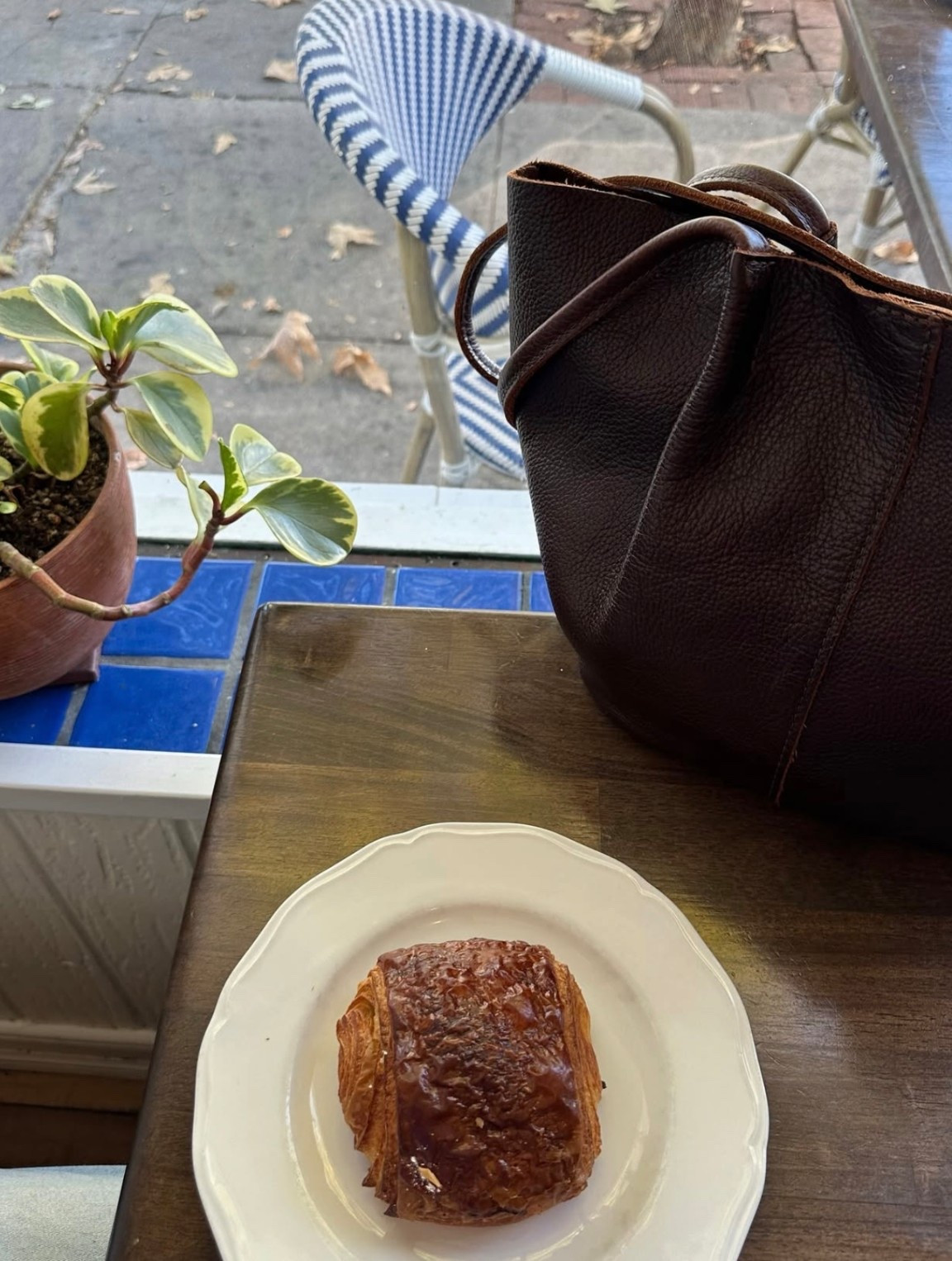 my fav fall leather bag is on sale and under $100!!!! a must have. 

#LTKSeasonal #LTKItBag #LTKShoeCrush