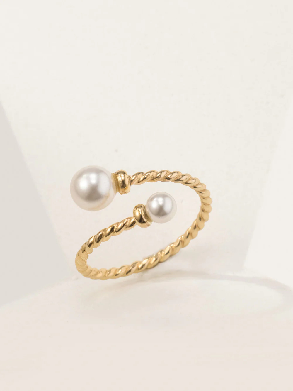 Ebb and Flow Ring | 18k Gold Jewelry by Apelila | Apelila Jewelry